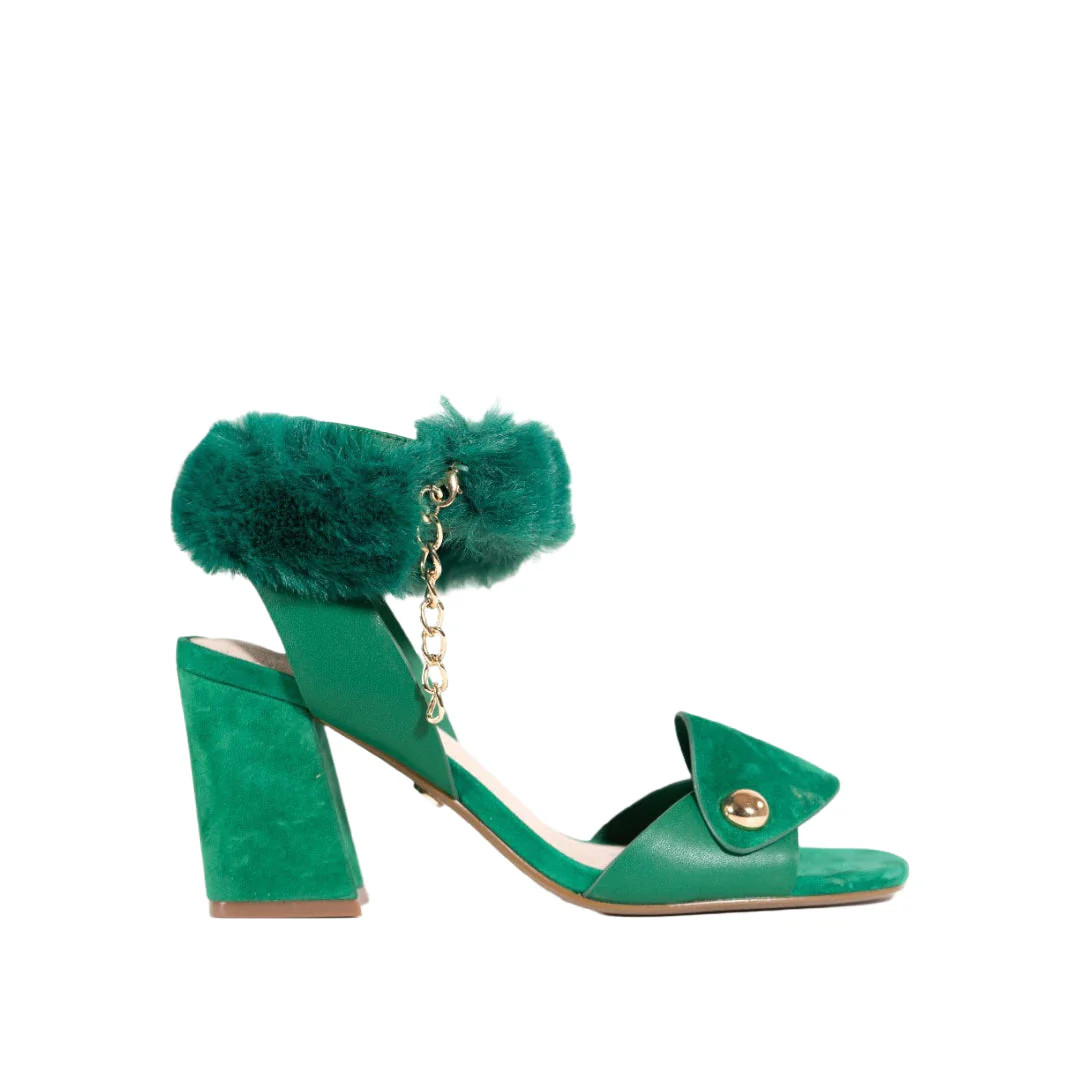 PLYMOUTH | Cecelia New York