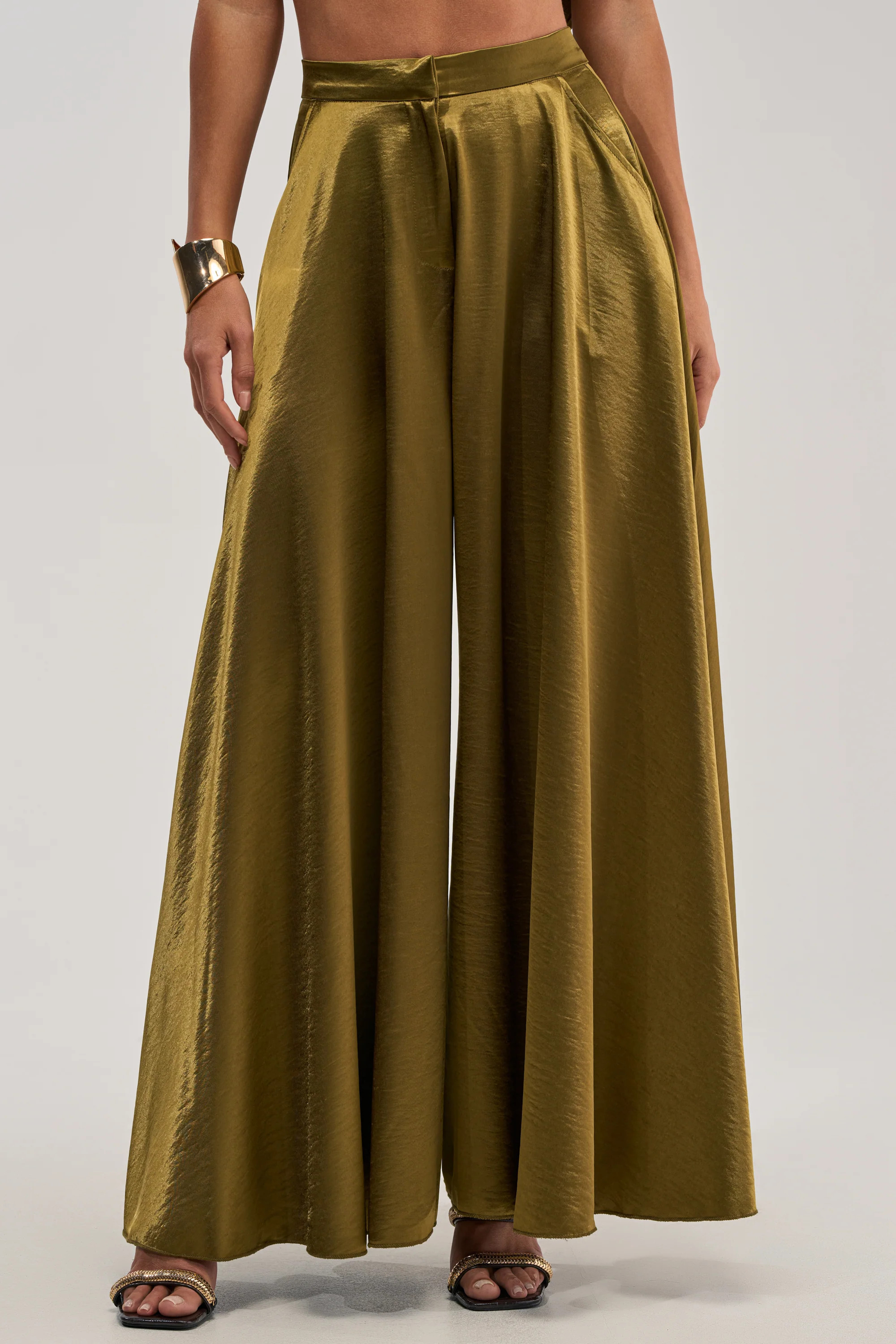 TRUE GODDESS GREEN PALAZZO PANT | AKIRA