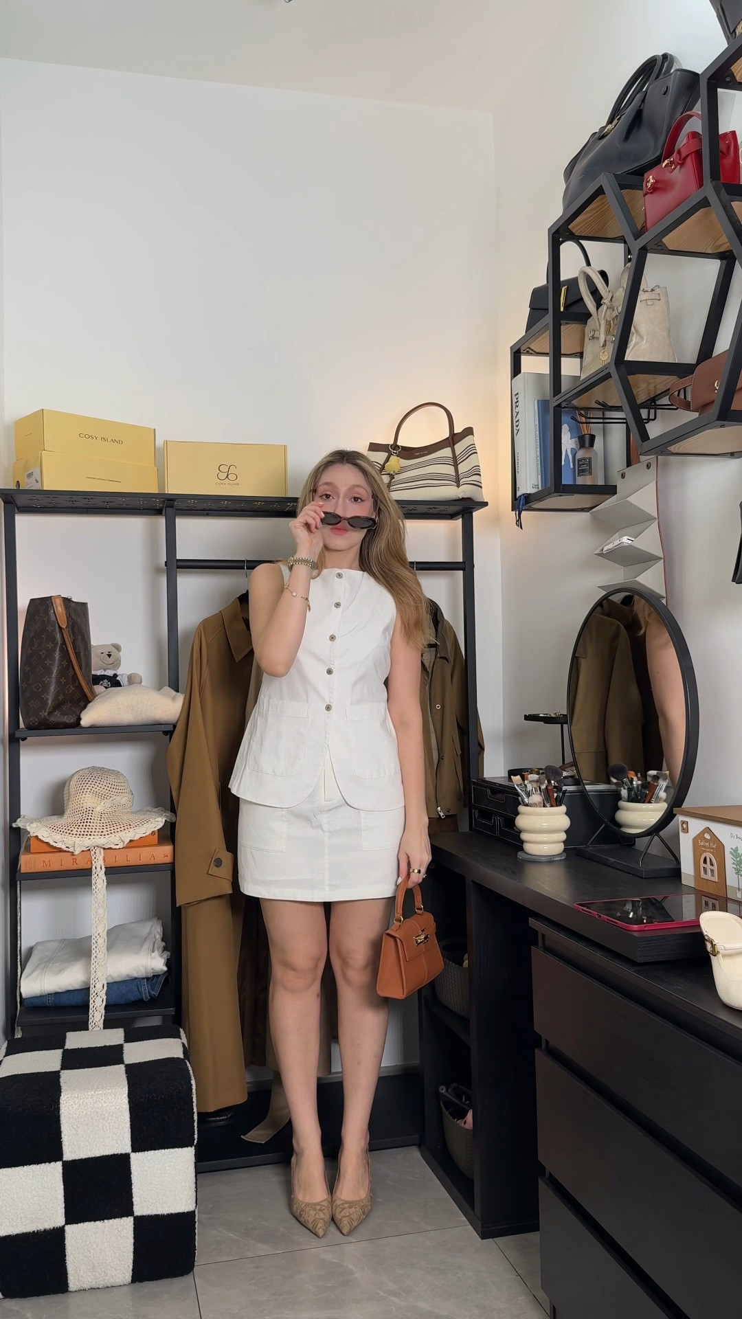 mini skirts and waist coats for the summer 🍨

Grace Karin skirt
Shu Shi Linen waist coat
Cosy Island sling backs (10% off with YT10CHER
JW Pei bag
Le Specs sunglasses

#LTKsummer #LTKshoes #LTKbag