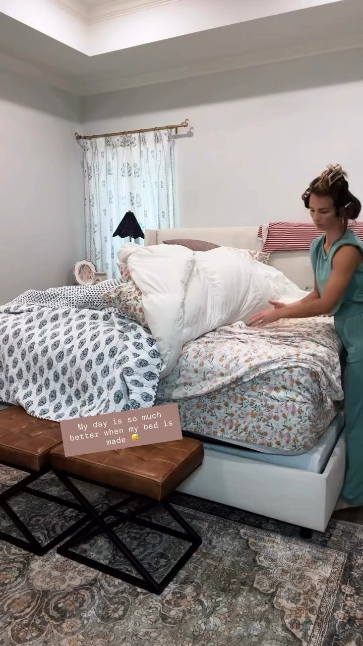 My day is so much better when my bed is made 😅