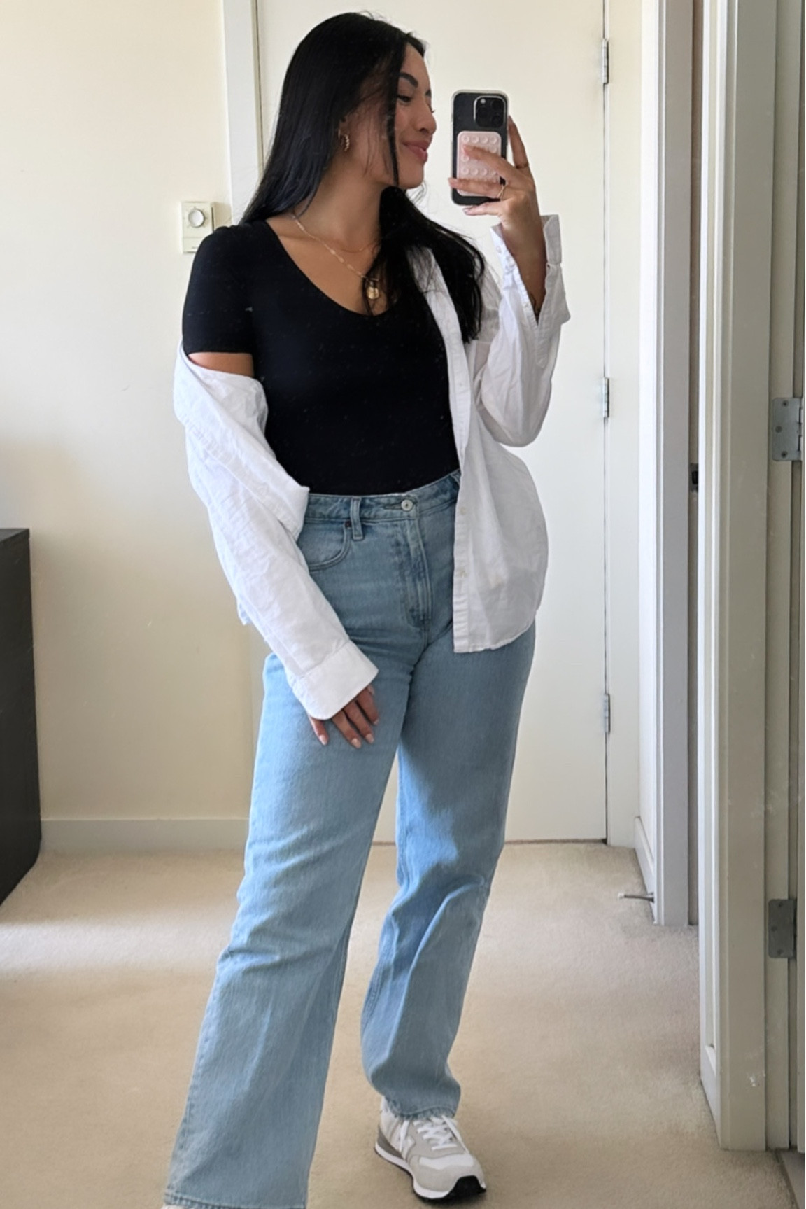 OOTD - Jeans are Abercrombie High Rise Curve Love 90s Relaxed 