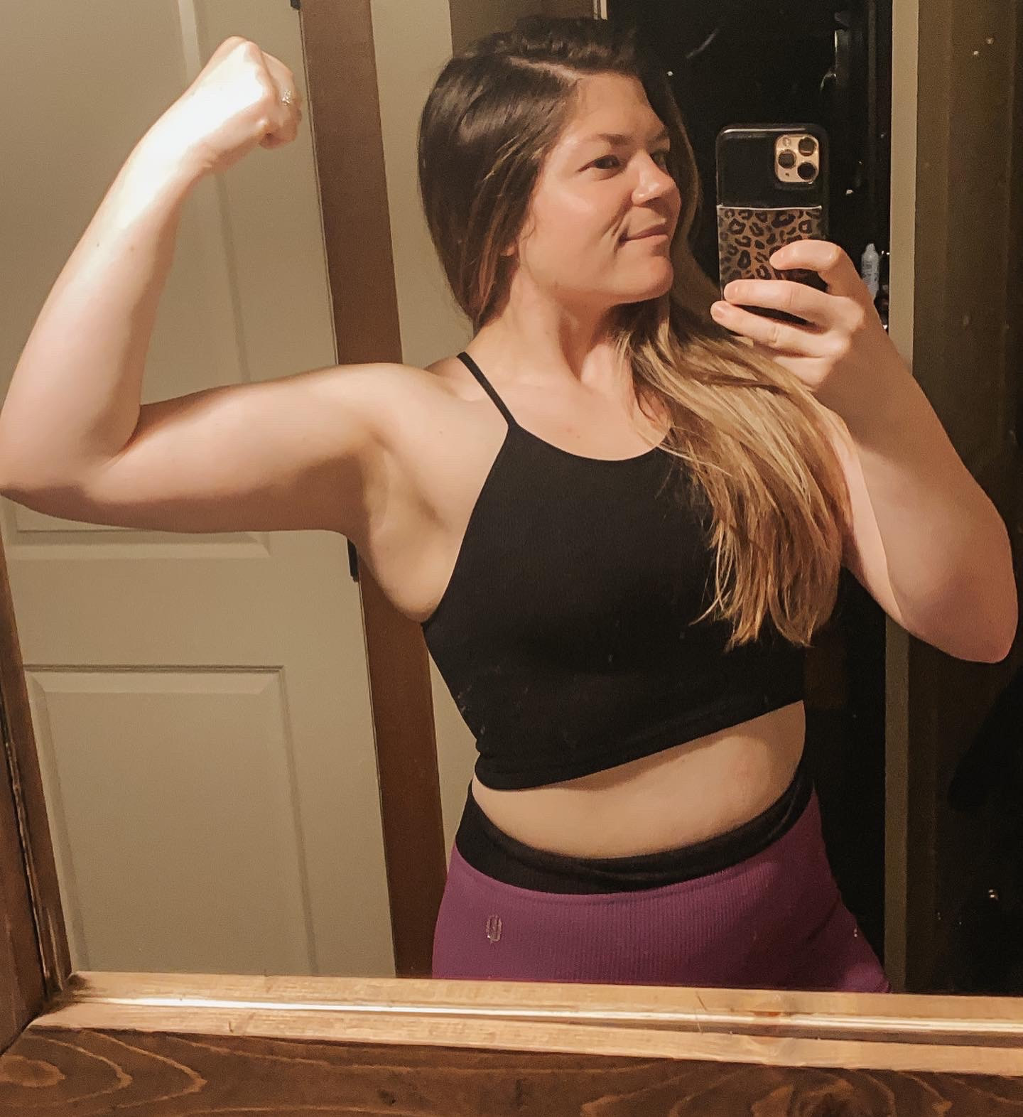 It does not matter if you are a #fitmom , a gym rat, or a stay at home-comfy fit kind of girl… you need this top and matching shorts in your wardrobe.  

Layer the tank, rock it for a workout, wear it with your favorite flannel. The shorts are seamless and perfect on their own or under a mini dress for extra comfort 😅
I even wore these throughout my pregnancy. They were my favorite go-to pieces. 🙌🏼

I’m 5’7” and wear size: M/L in top and bottoms 

#LTKmidsize #LTKfitness #LTKfindsunder50