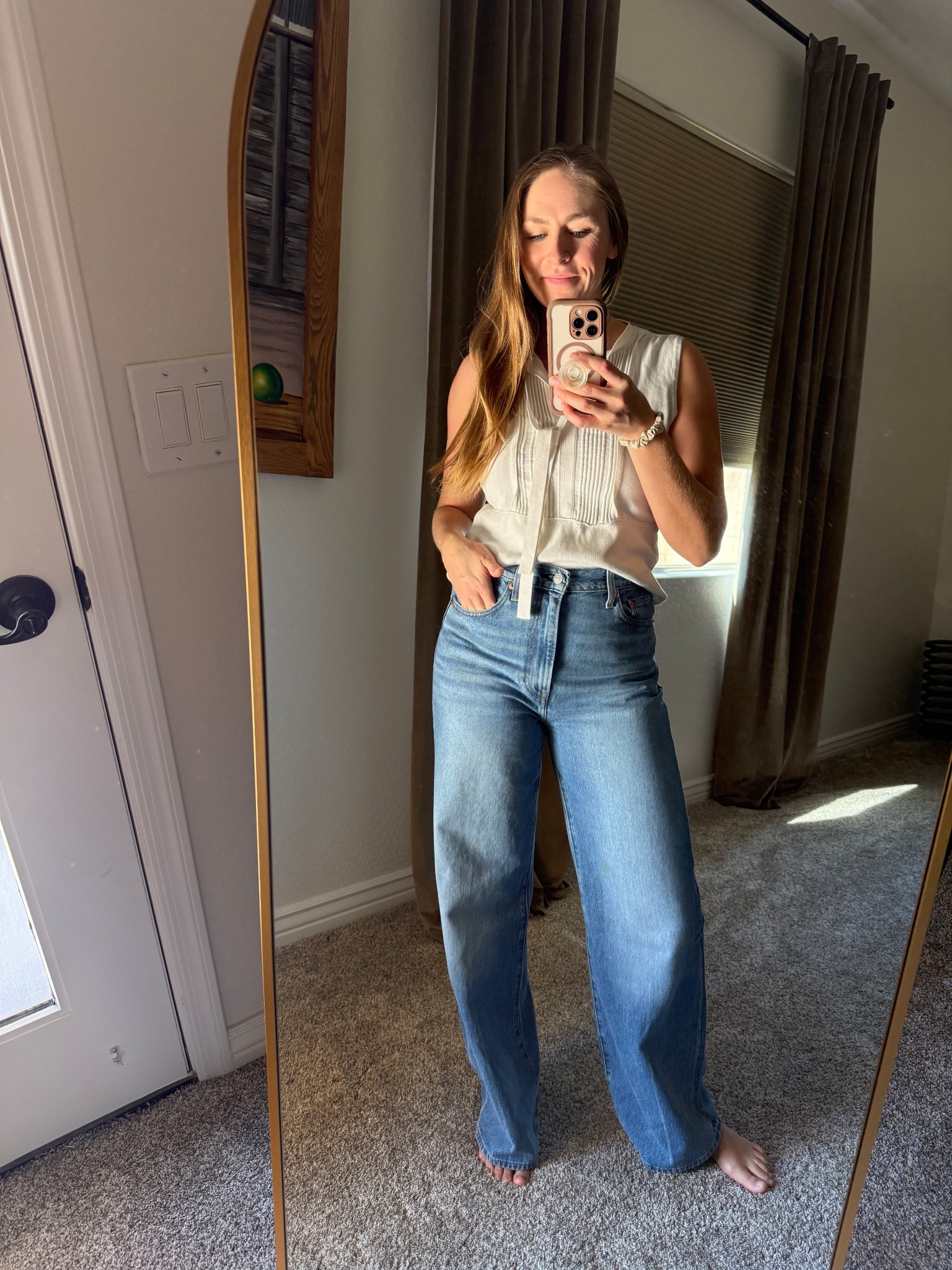 Ribcage high waist Levi’s for all my mom friends. A bestseller! ❤️ 