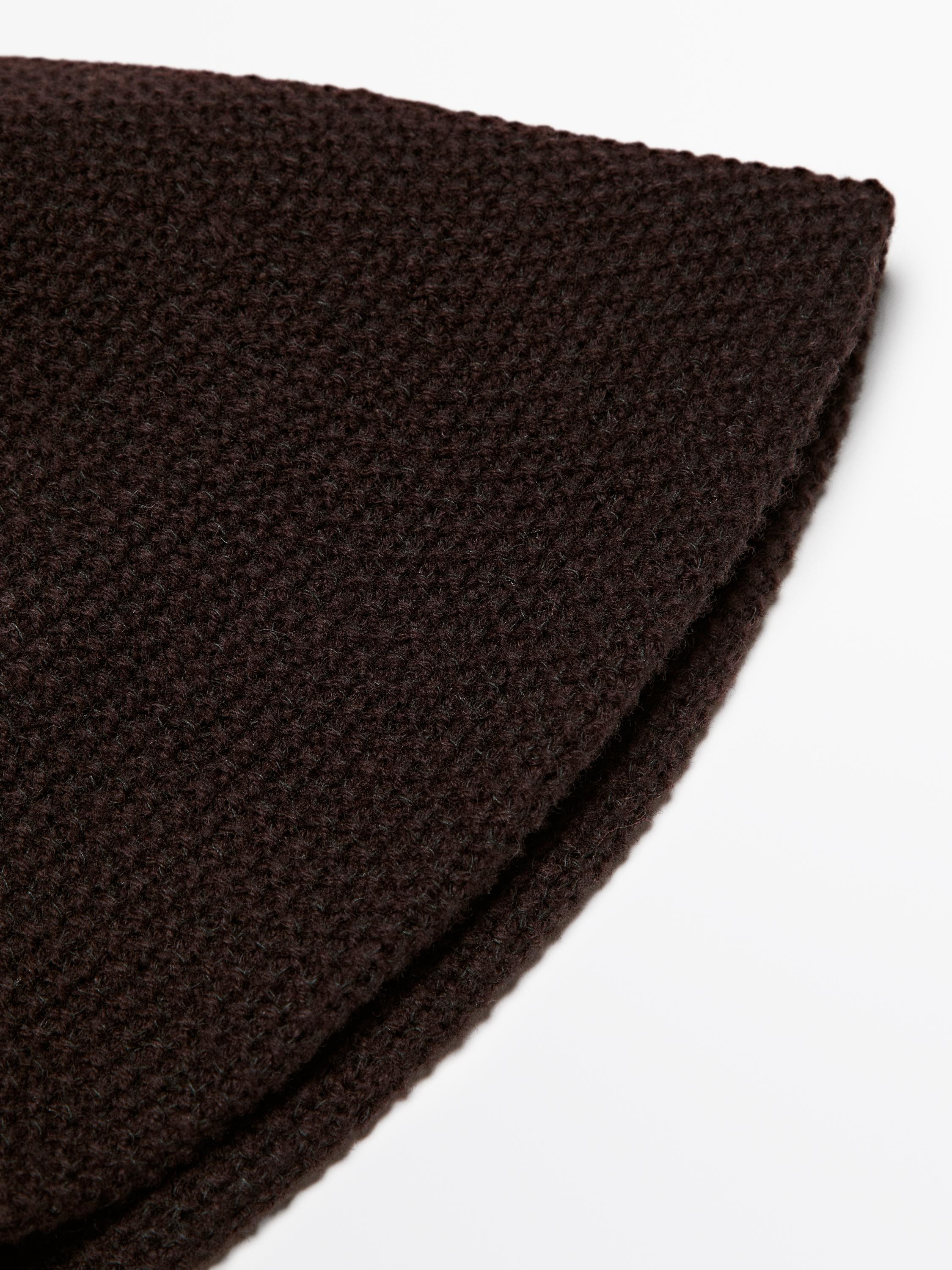 Wool blend knit beanie | Massimo Dutti UK