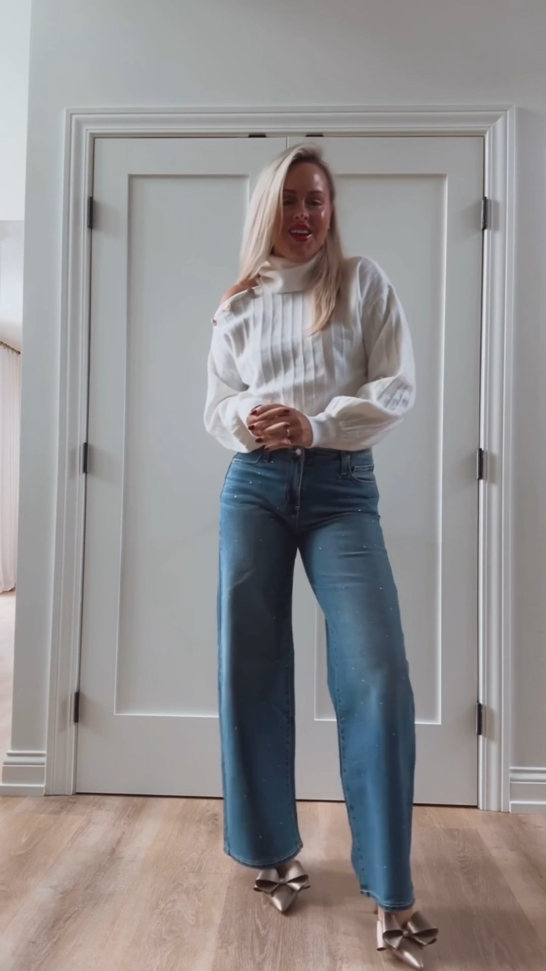 Holiday look from Walmart! My sweater and jeans are on sale!

Holiday outfit. Jeans. Sequin. New Year’s Eve. 

#LTKSeasonal #LTKHoliday