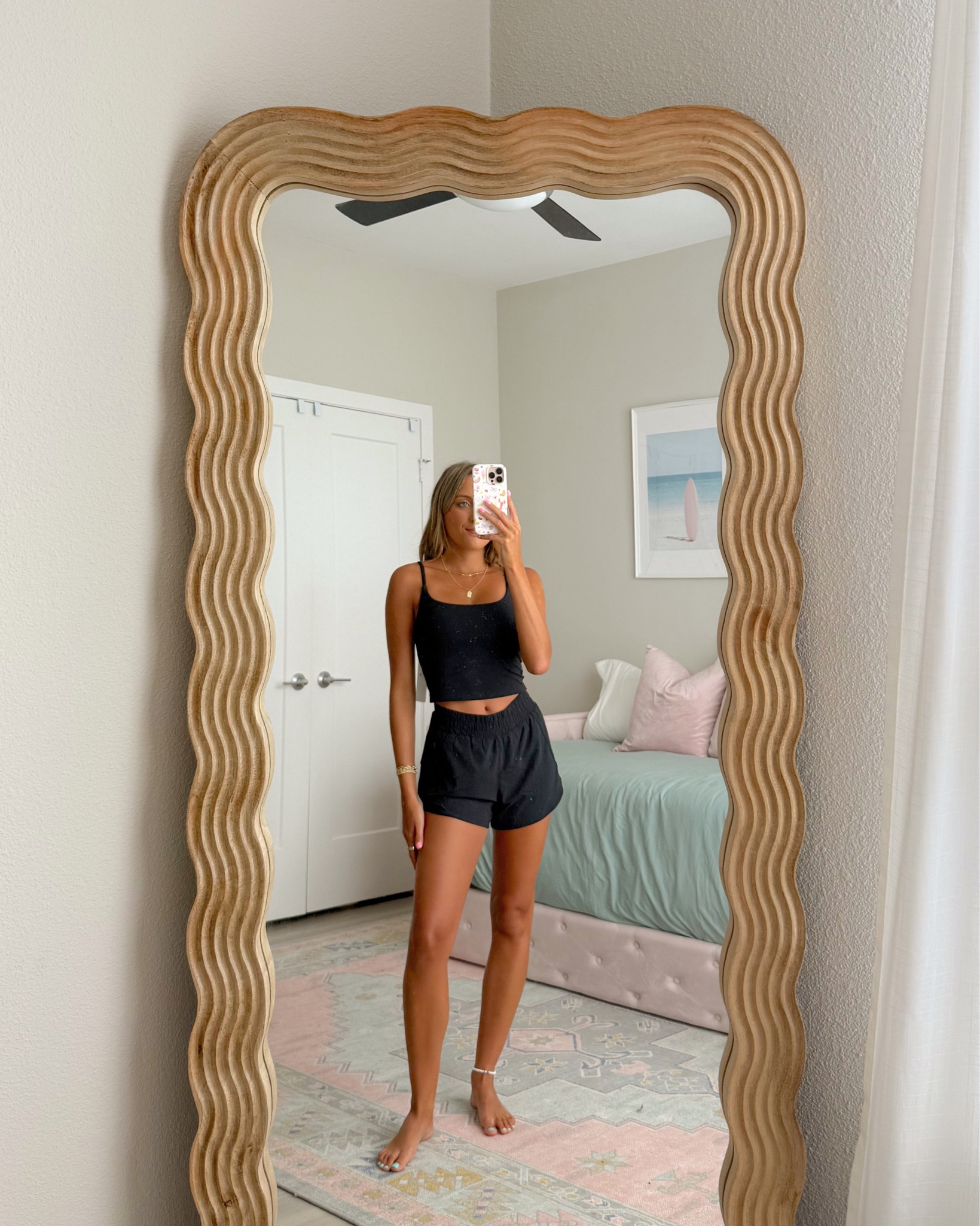 Amazon workout set under $35! 🏋💕 looks and feels like Lululemon for less. wearing an XS 