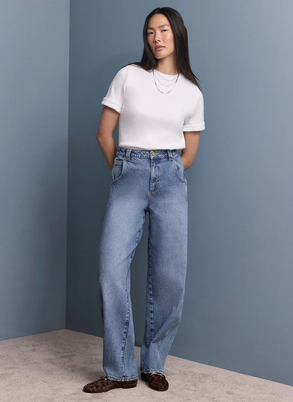 Mid Indigo Ultimate Relaxed Barrel Leg Jeans | Mint Velvet - ROW