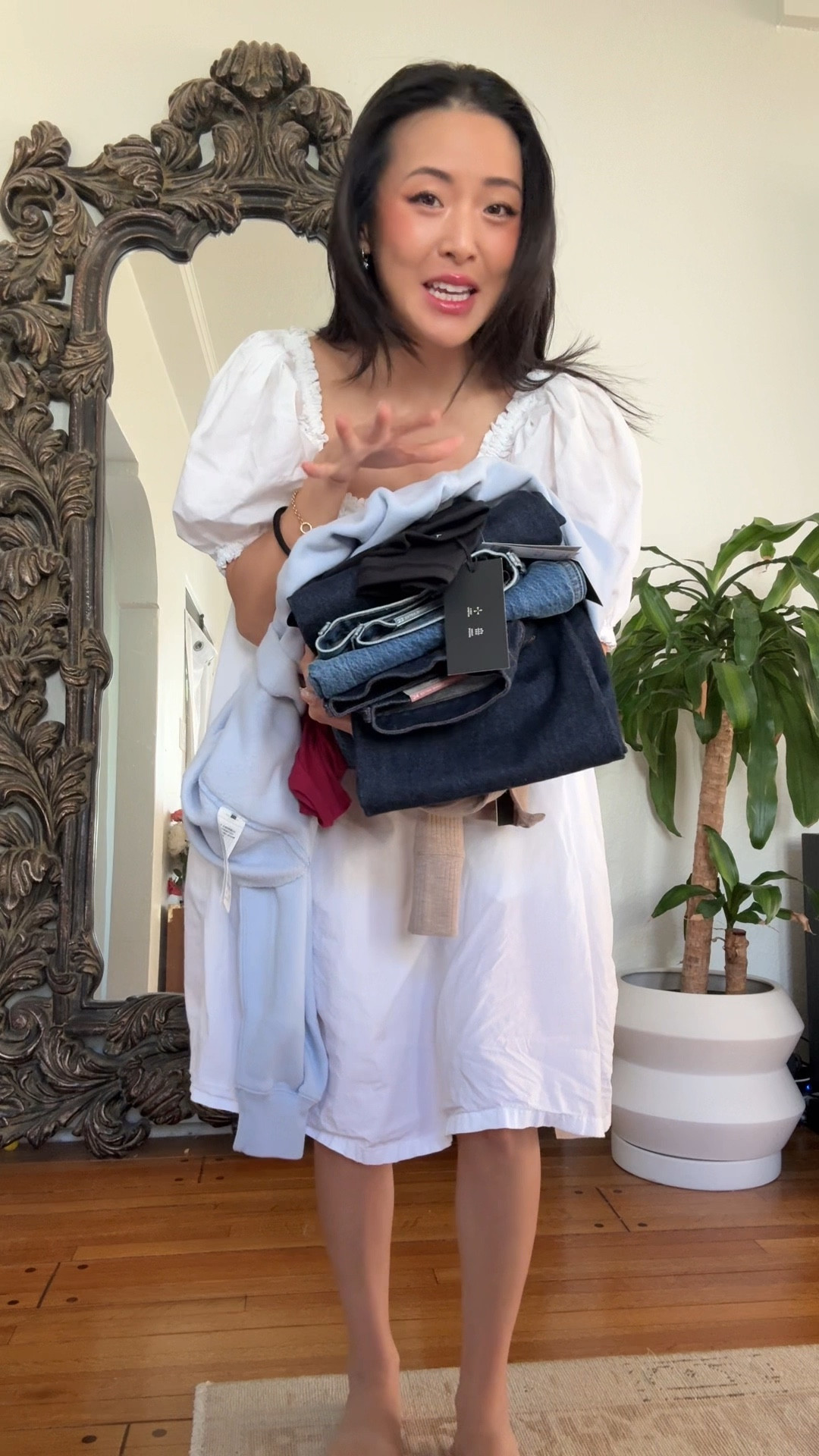 Abercrombie making me remember why I loved them as a teen 🥰

What kind of rise is your favorite?

#LTKPetite #LTKActive #LTKSaleAlert