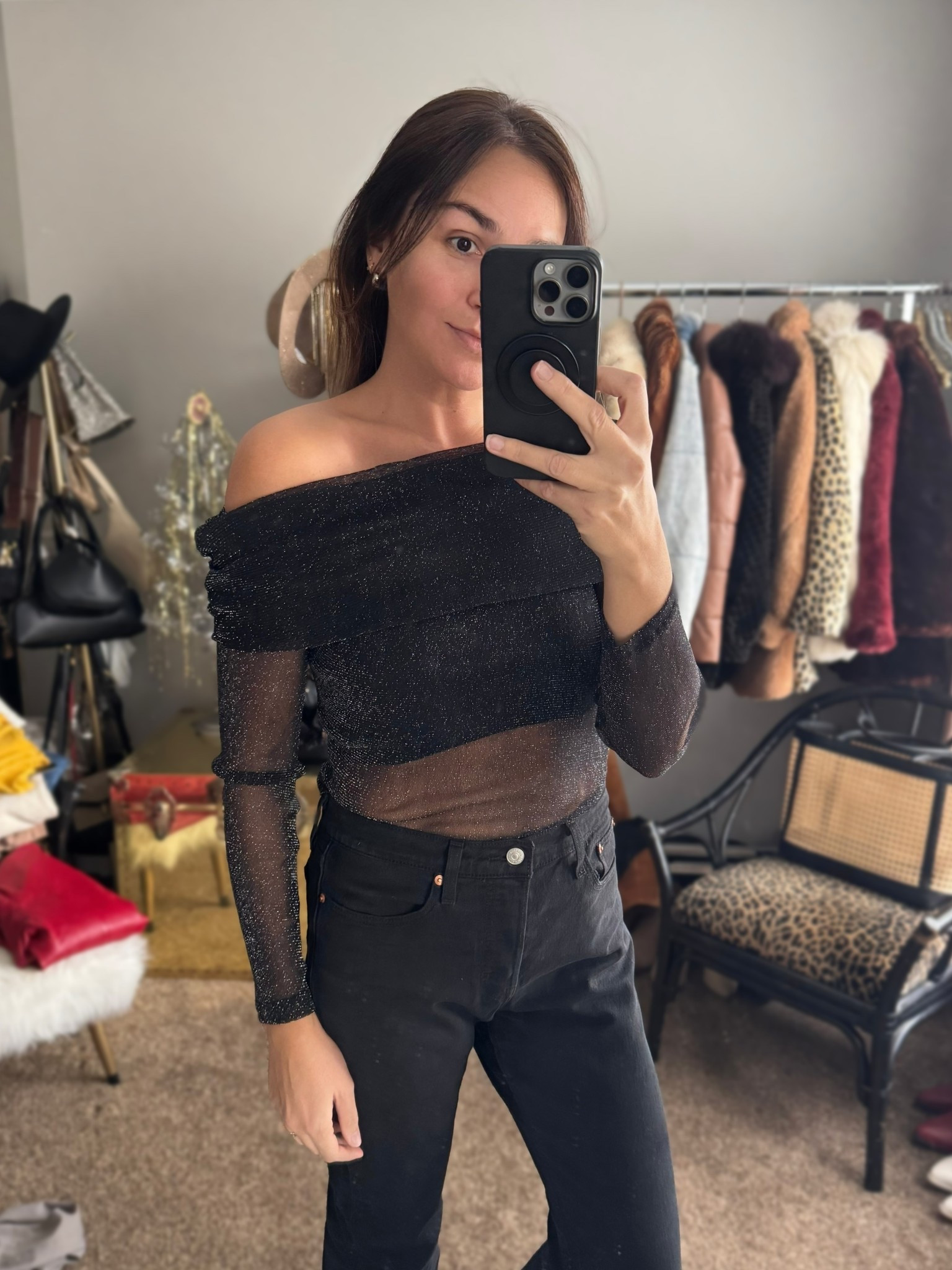 cute, shiny, sparkly holiday top 💃🎄

I’m wearing a medium! It’s kind of a tricky shirt IMO bc when it wrinkles, it sometimes looks like it’s your skin (like it did here), lol, so if that might bother you then I’d probs avoid BUT— it’s $8 and I figured it was cute enough to experiment with ✨ pair with high waisted pants or skirt, black bandeau, a red lip, fancy earrings, and 💃

#LTKHoliday #LTKFindsUnder50 #LTKSaleAlert