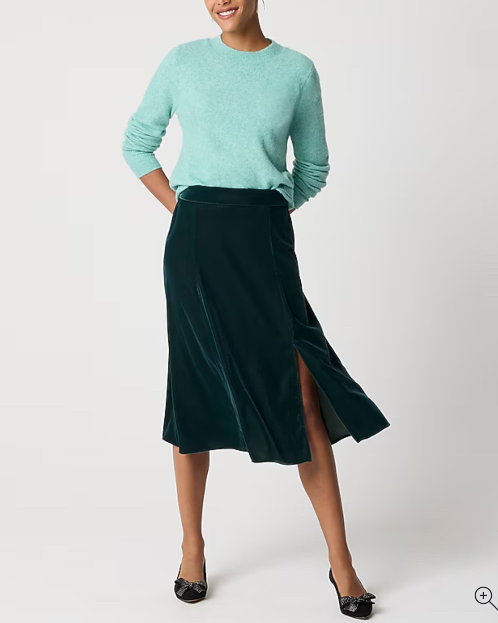 Green velvet skirt 

#LTKSeasonal #LTKGiftGuide #LTKHoliday