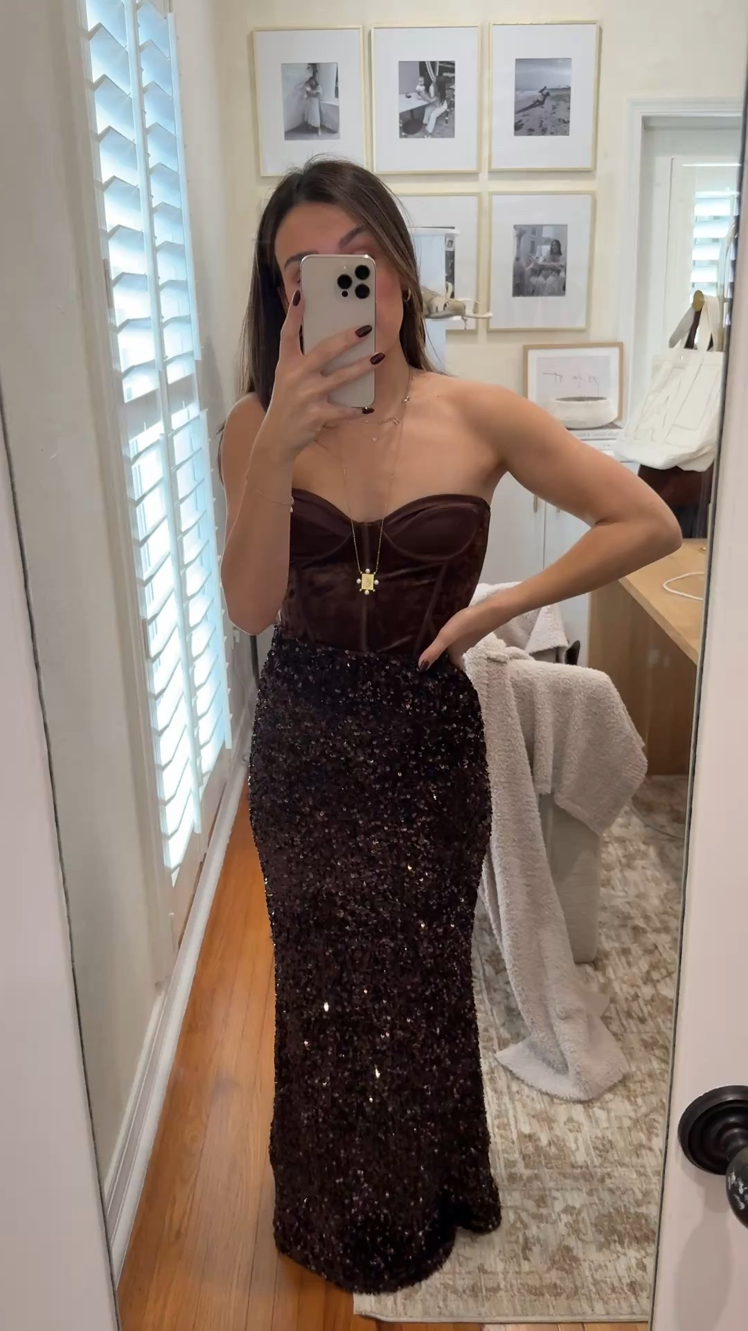 Small top xs skirt! 

#LTKHoliday #LTKootd