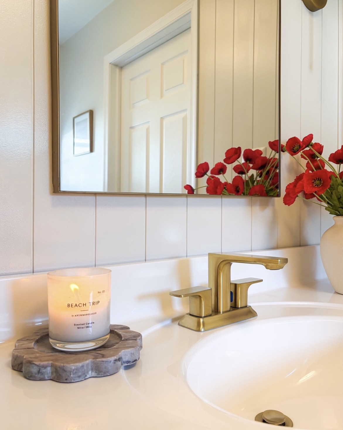 Bathroom styling featuring the prettiest Amazon poppies. ❤️

Bathroom inspo, neutral bathroom

#LTKHome #LTKSeasonal #LTKSaleAlert