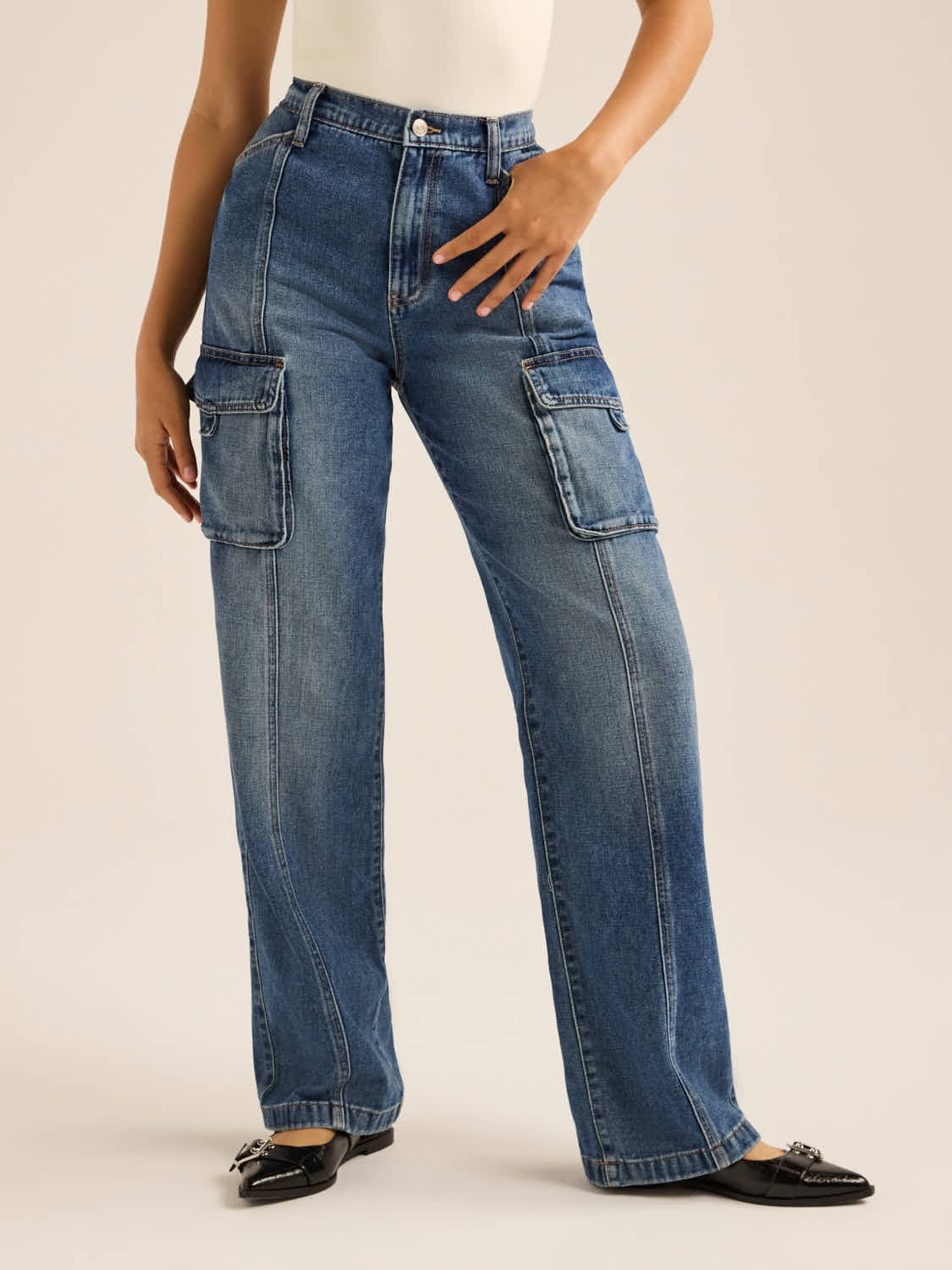 Scoop Women's and Women's Plus Low Slung Wide Leg Cargo Jeans, Sizes 0-18 | Walmart (US)