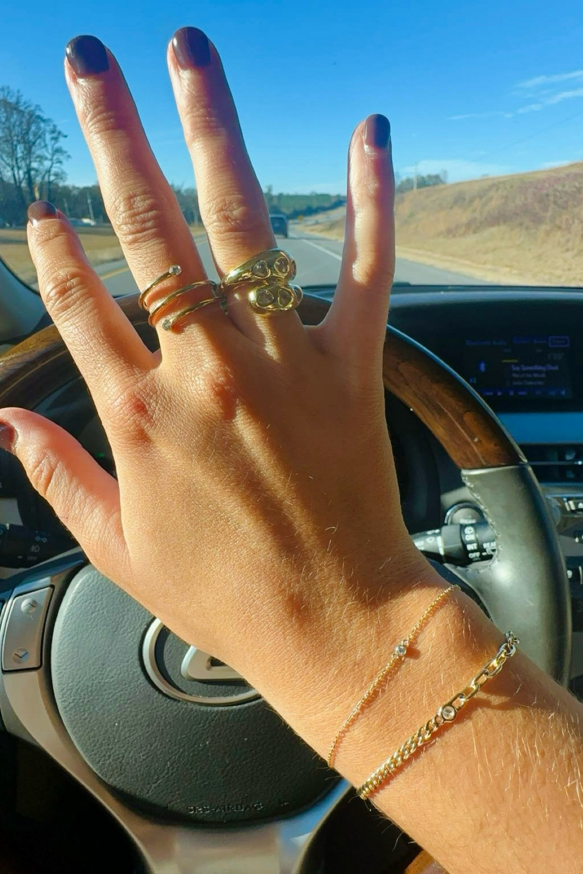 Jewelry🫶
Ring: bracha-> shop bauble 
Bracelet: catbird nyc-> Zoe chicco 