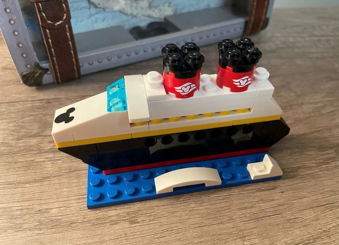 Lego Disney DELUXE Cruise Ship, *cruise Reveal*, Fish Extender, Stocking Stuffer, Building Set - ... | Etsy (US)