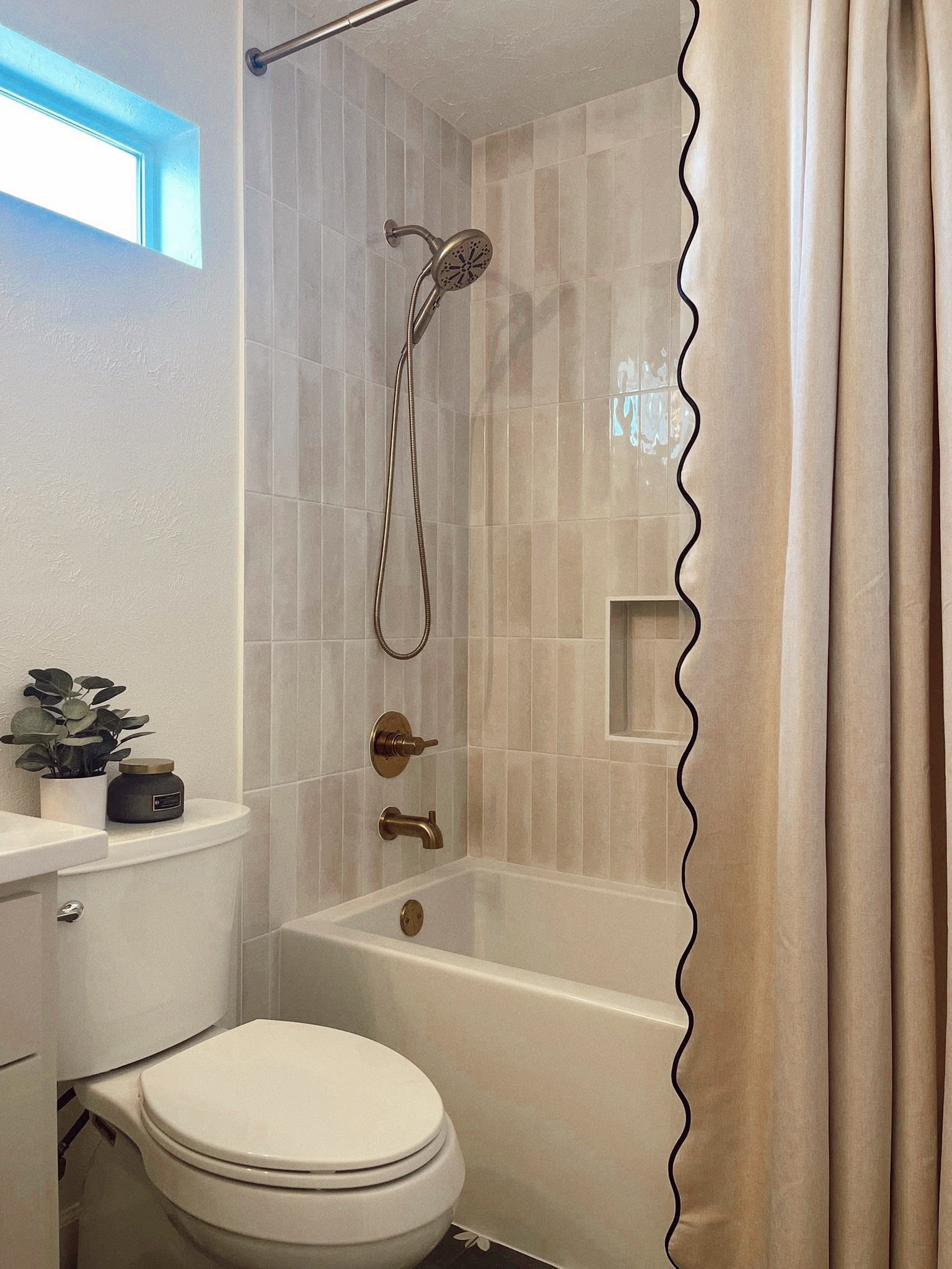 Guest bathroom decor, scalloped shower curtain, affordable guest bathroom decor, modern organic home decor

#LTKHome #LTKSaleAlert