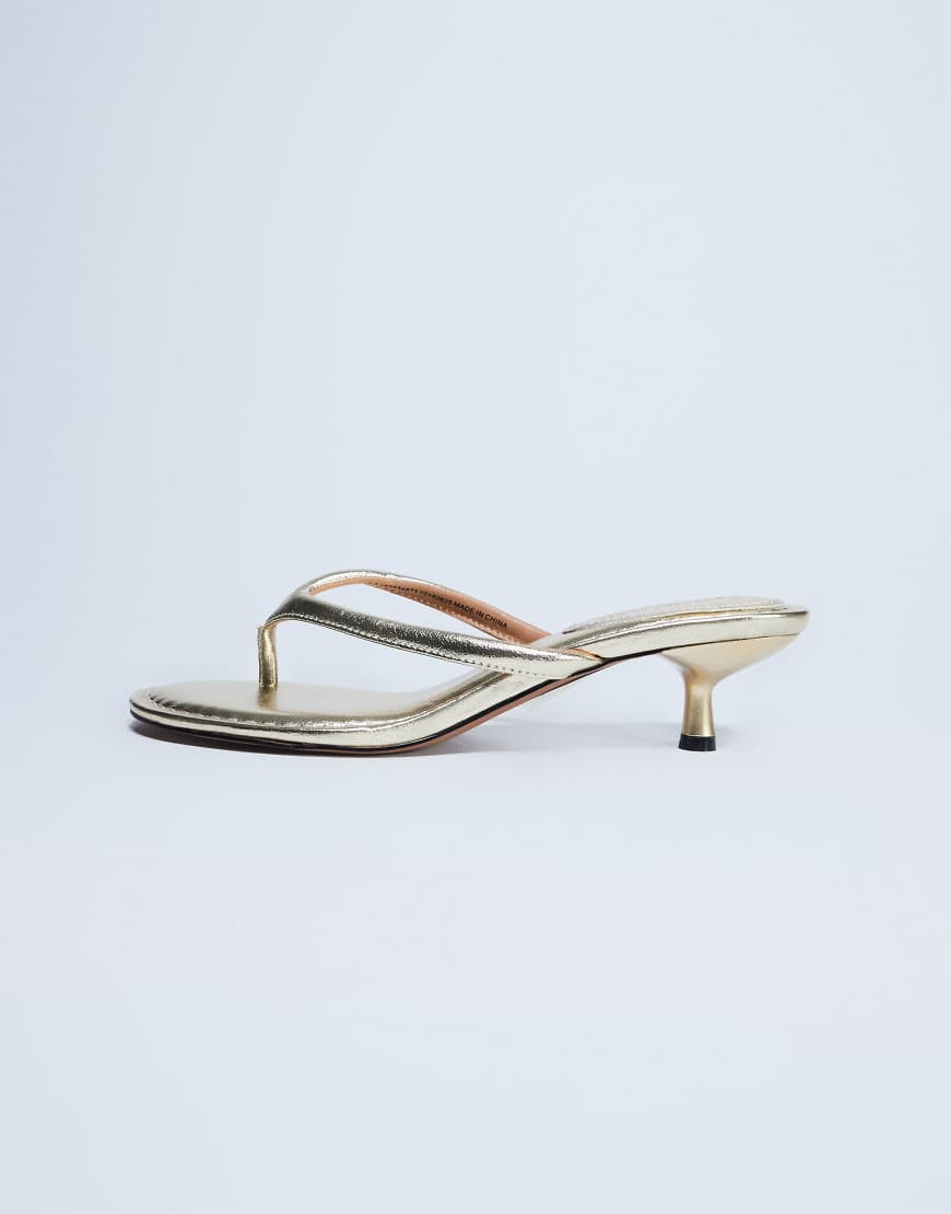 Topshop Axel toe thong mid heel sandal in gold | ASOS (Global)