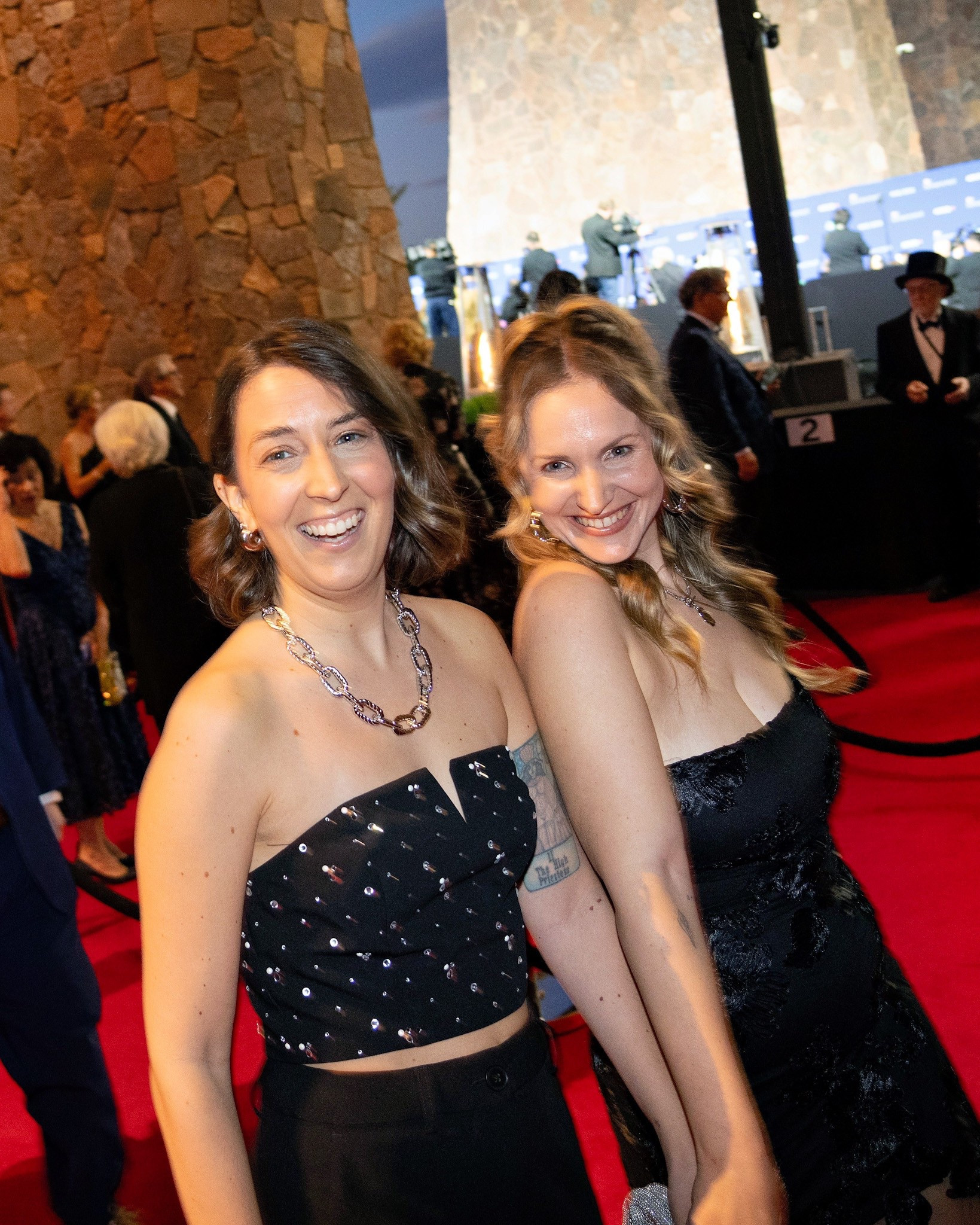 On the red carpet ❤️

#LTKBeauty #LTKParties #LTKStyleTip