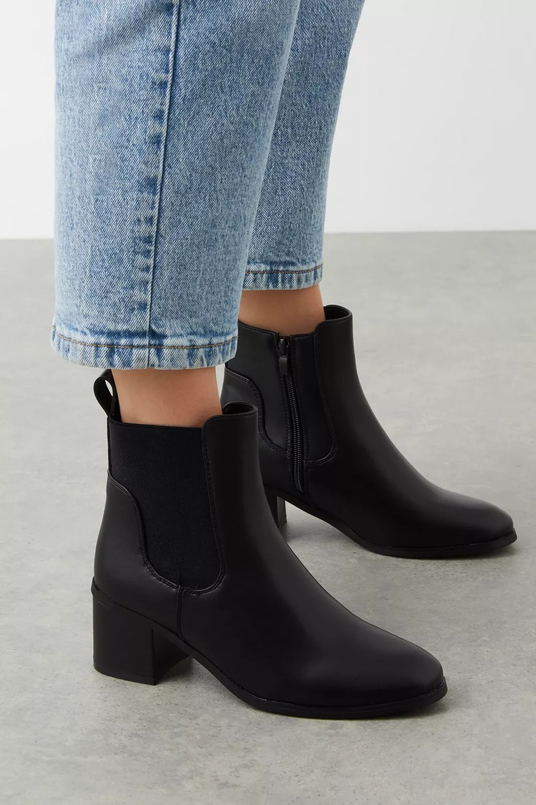 Buy Ali Low Heel Elastic Chelsea Boots for GBP 55.00 | Dorothy Perkins UK | Dorothy Perkins (UK)