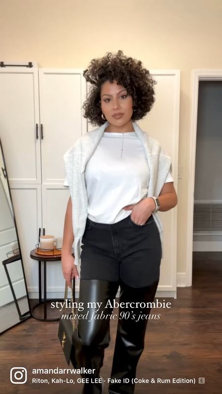Styling my new Abercrombie Curve Love Mixed Fabric Ultra High Rise 90s Straight Jean! I’m 5’4” and wearing a size 27R!

#LTKstyletip #LTKbeauty #LTKsalealert