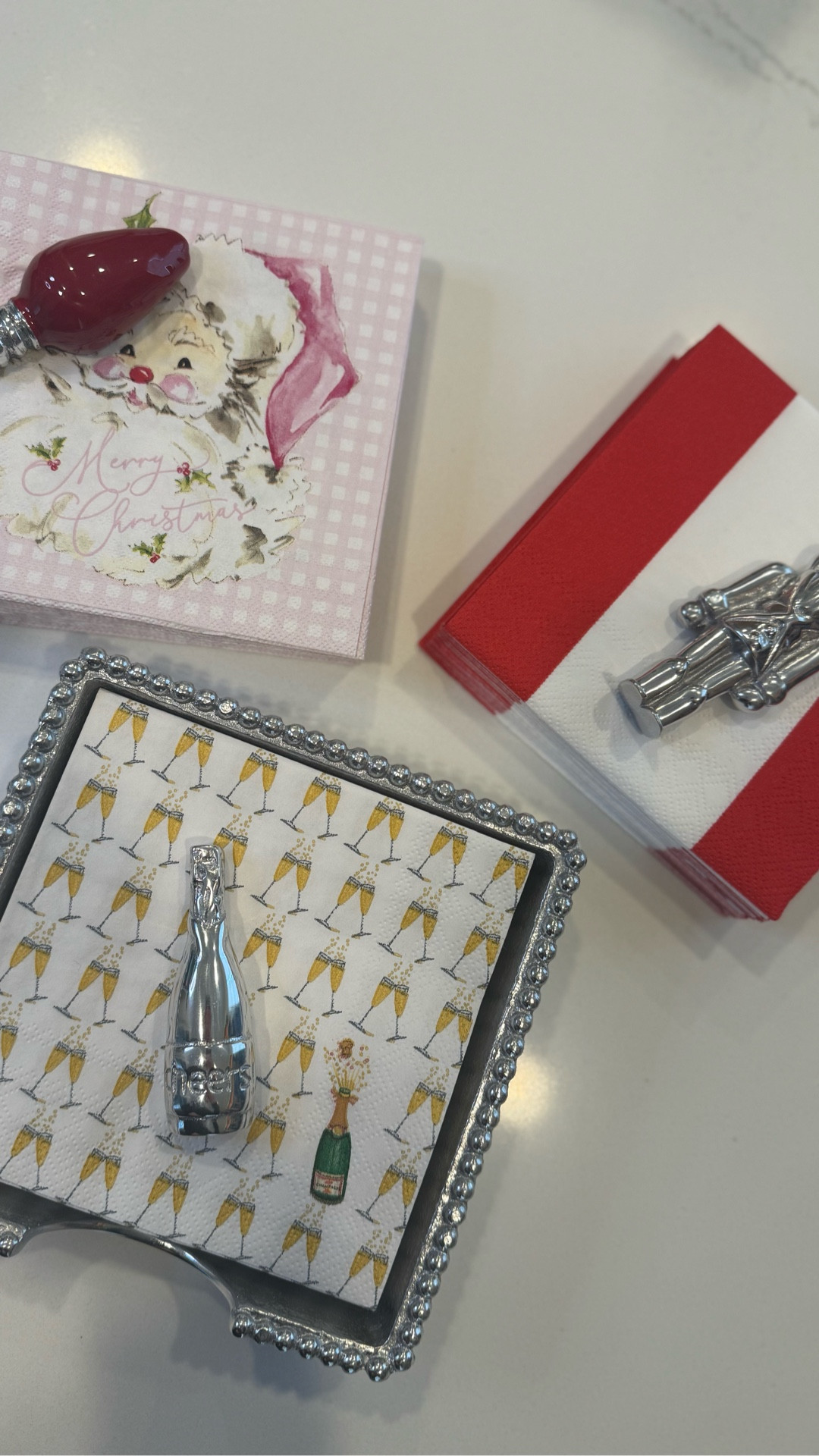 #ad Make holiday hosting and gift giving a breeze with @mariposagift! These adorable napkin sets are available on their site with over 60 sets to choose from. Mix and match the prints and weights! Made from 100% recycled aluminum. The sets are definitely a great way to go, but you can add all different weighs and napkins to go with the seasons. Order now to receive by Christmas! Last day to order for Christmas delivery is December 22nd, make sure to select overnight! 🎄

Check my @shop.ltk for my favorite products from @mariposagift 

#liketkit

#LTKGiftGuide #LTKSeasonal #LTKHoliday