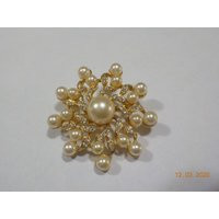 Gorgeous Vintage Faux Pearl & Rhinestones Brooch | 7820 Sparkly | Etsy (US)