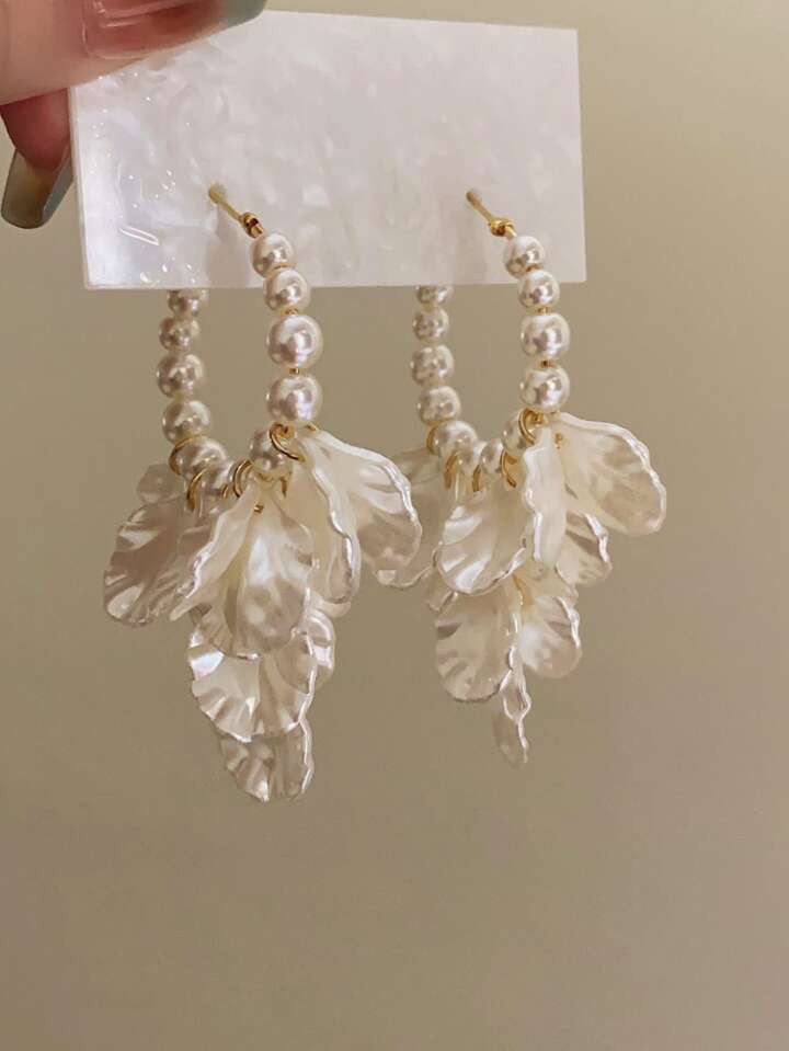 1pair French Vintage Style Faux Pearl & Bead Garland & Flower Petal Dangle Earrings Suitable For ... | SHEIN