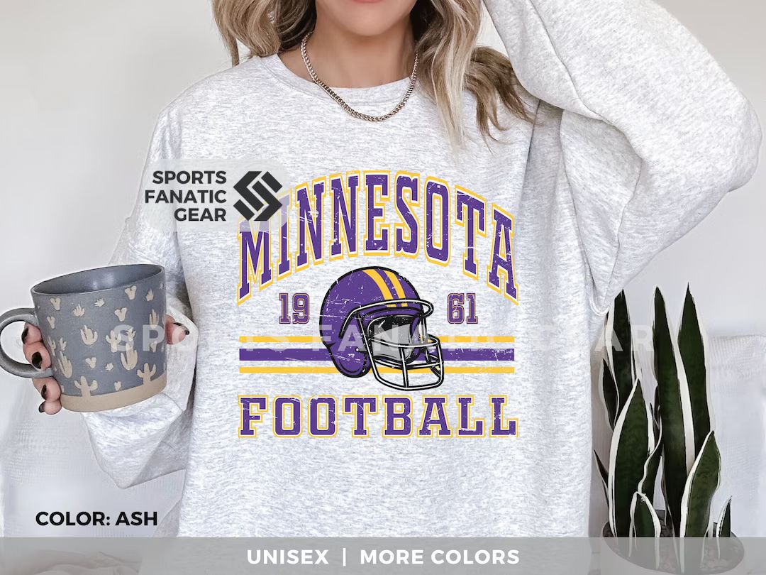 Minnesota Crewneck Sweatshirt, Trendy Vintage Style Football Shirt for Game Day | Etsy (US)
