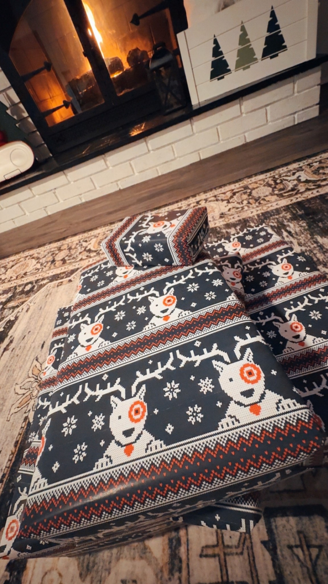 The cutest & most buttery soft Target Bullseye Wrapping Paper ❤️

#LTKGiftGuide #LTKHome #LTKmomlife