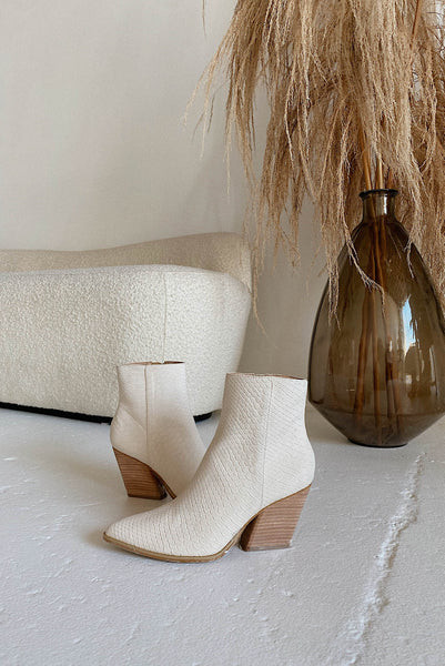 Jane Sloan Booties | Vestique