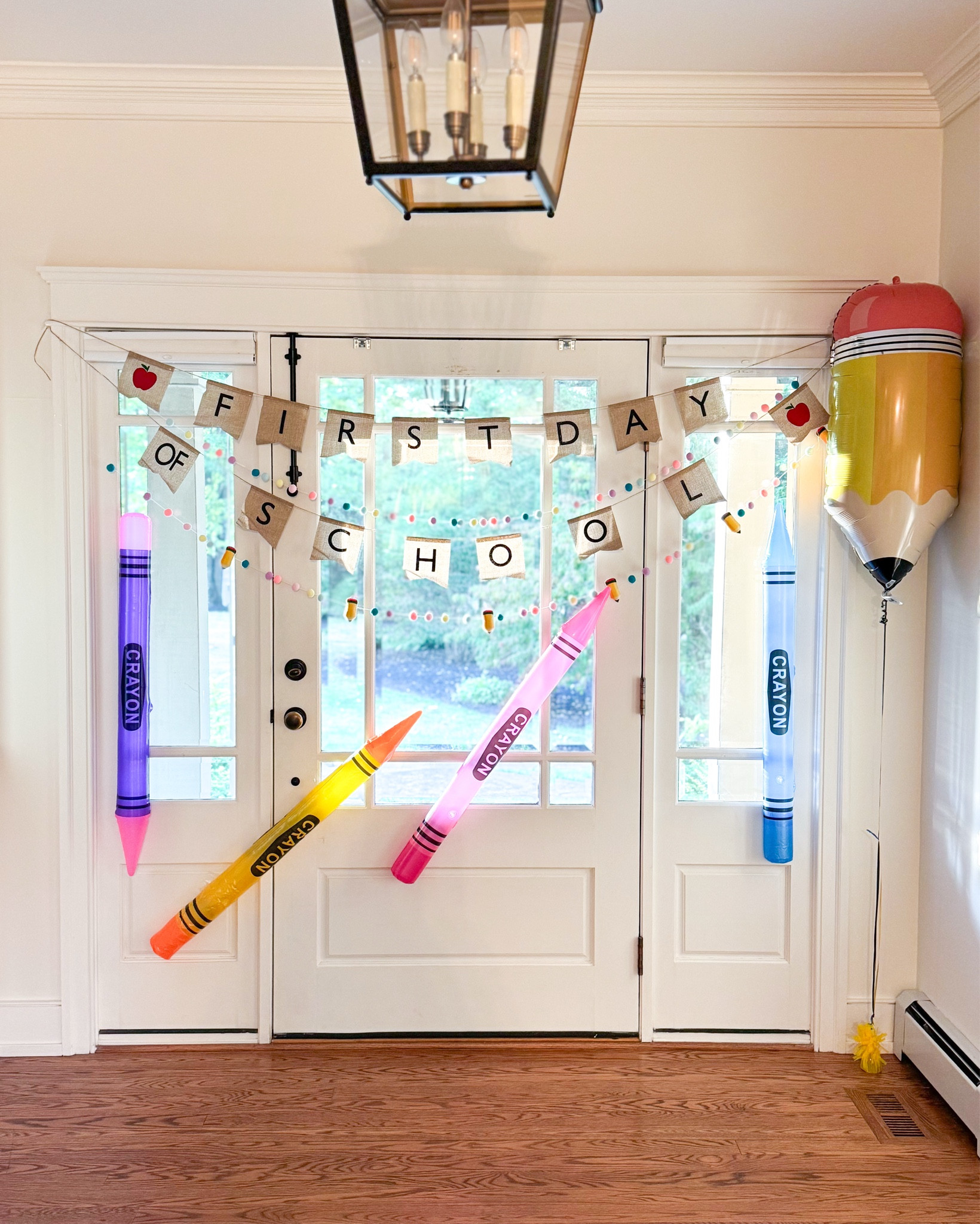 First day of school decor ✏️ ✏️ ✏️ 
.
.
#backtoschool #school #kindergarden #firstdayofschool #prek

#LTKHome #LTKKids #LTKFamily