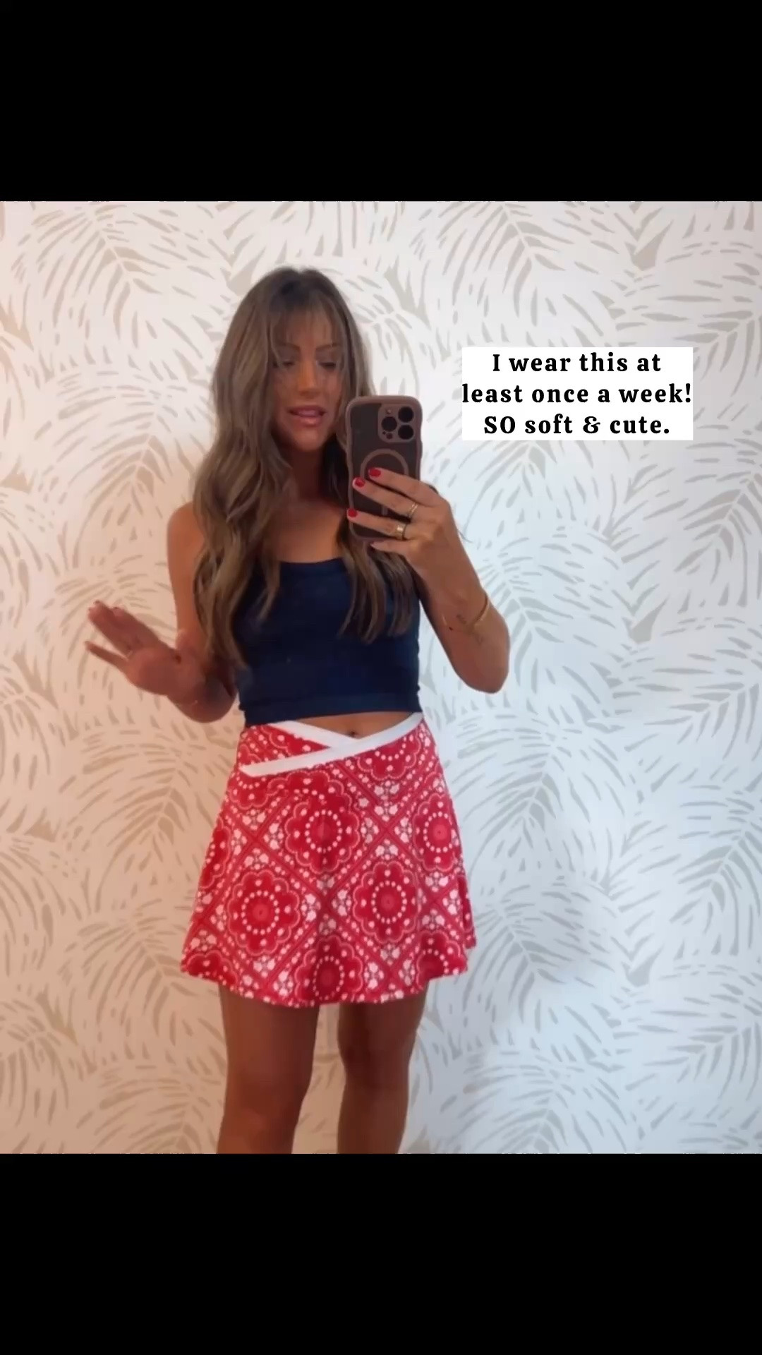 True smalls in both
Cute and comfy last minute Fourth of July outfit idea :) can never go wrong with activewear in this heat!!