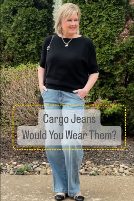 Cargo Jeans…Would You Wear Them? Cargo pants are a modern trend and are youthful looking. You can wear anything you like as long as you do it with confidence. If you are over 50, is this a trend you would wear? 

#fashiontrends #cargojeans #fashionover50 #50isnotold #ootd #ootdfashion #outfitinspo 