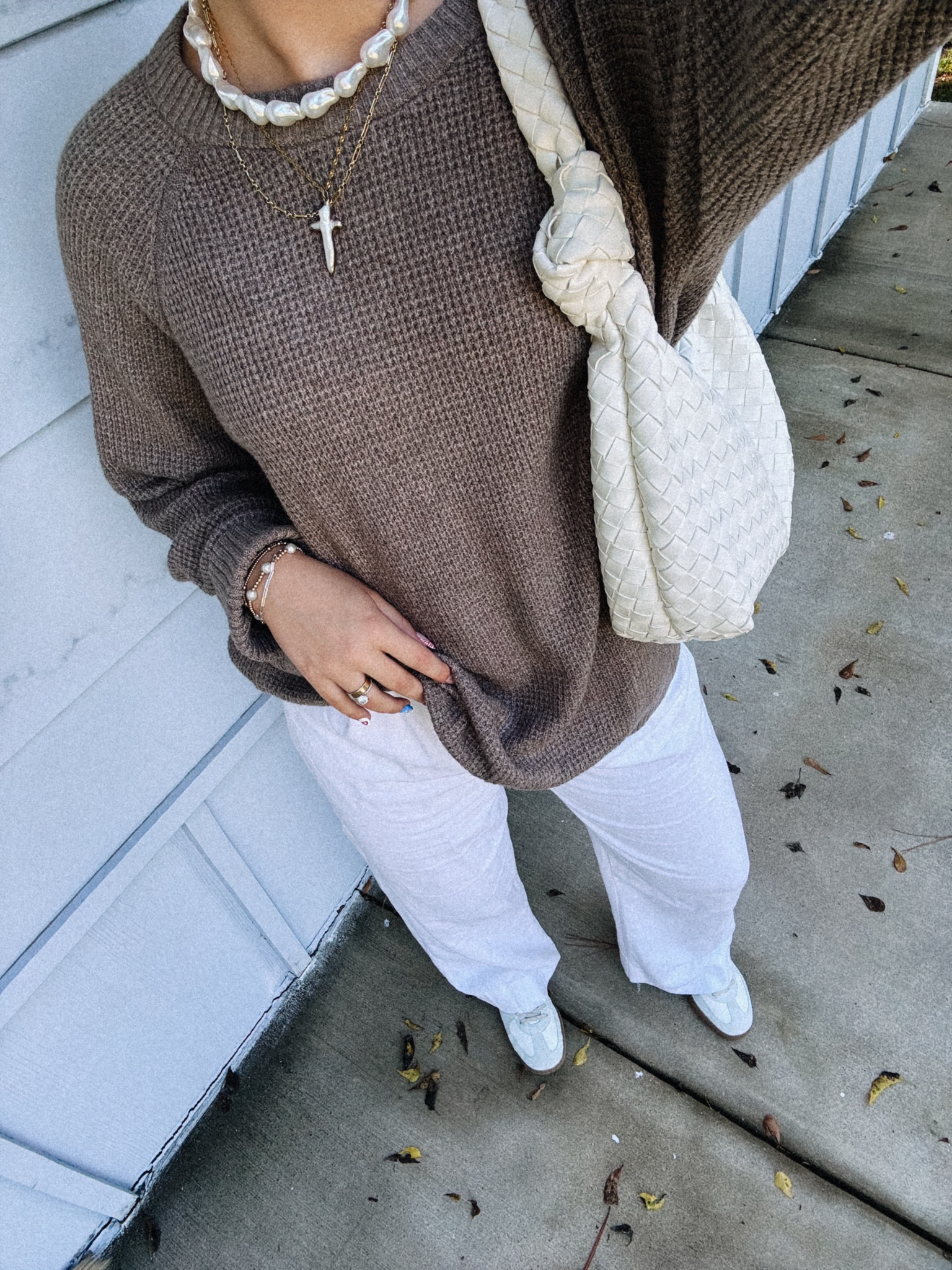 Pinterest Inspired Fall Outfit🤎🐚🧸

#LTKStyleTip #LTKFindsUnder50 #LTKSeasonal