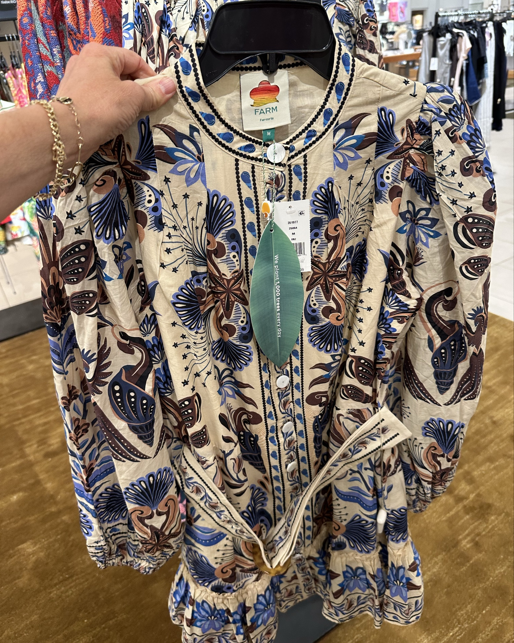 Stopped by Nordstrom for a quick glance…I can’t shop yet but wanted to see things in person. These are the things that caught my eye! 

Farm Rio dress and blouse, leopard cardigan, Sam Edelman Sherpa coat, fall outfits, Nordstrom anniversary sale

#LTKOver40 #LTKSaleAlert #LTKFindsUnder100