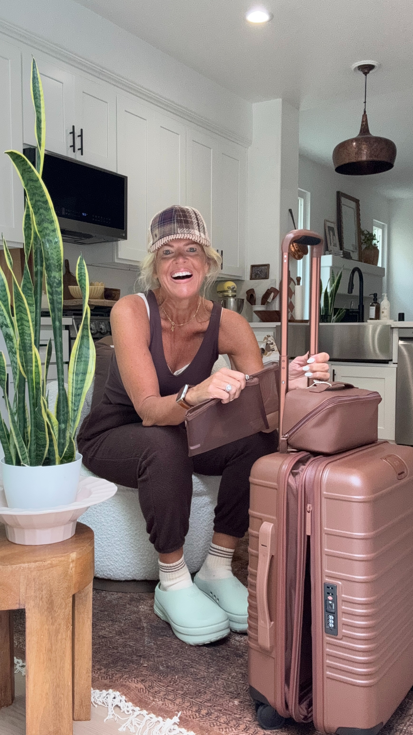 Crafted with a durable hard-shell exterior, smooth-rolling 360* wheels, and a cushioned silicone trolley handle, this bag is easy to love and even easier to use. Just ask the thousands of 5-star reviews — our award-winning Roller is known and trusted for its sleek design, innovative organization & compression technology, and the 2” of expandable space that always seems to come in handy. Time for a sigh of relief…you’ve found the Roller you’ve been looking for. BÉIS Limited Lifetime Luggage Warranty included.

Perfect For: Overpackers forced to bring only a carry-on and practical maximalists. 

 #LTKGiftGuide #LTKHoliday #LTKTravel