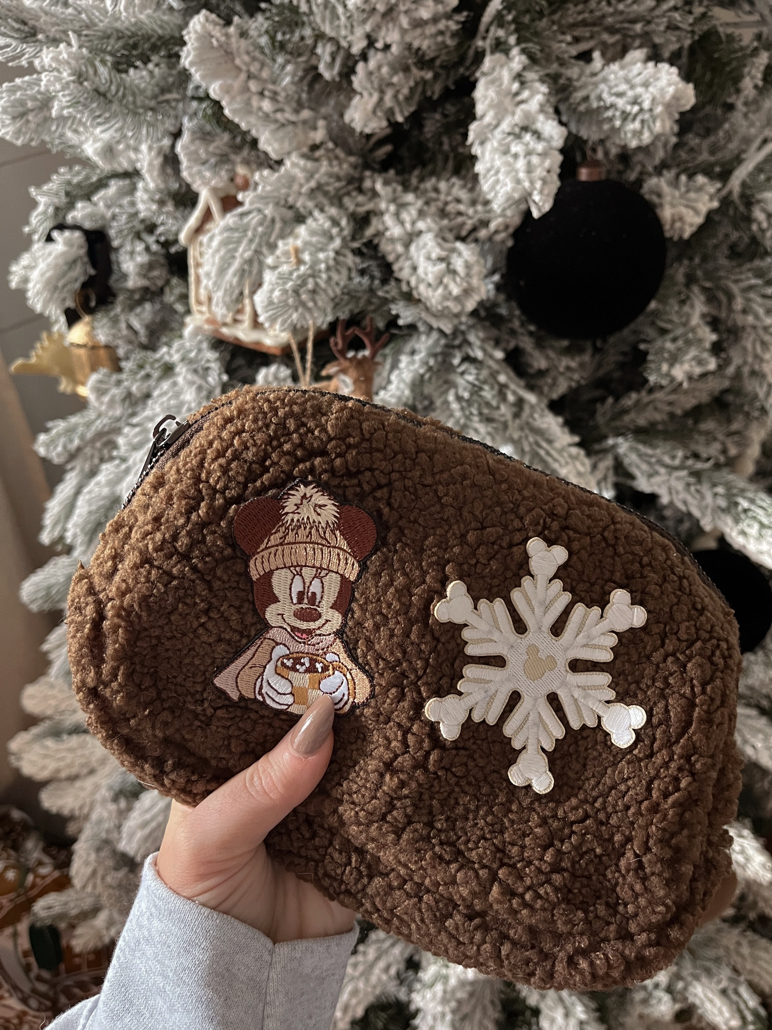 DIY amazon Sherpa bag for Disney world 


#LTKGiftGuide #LTKFindsUnder50