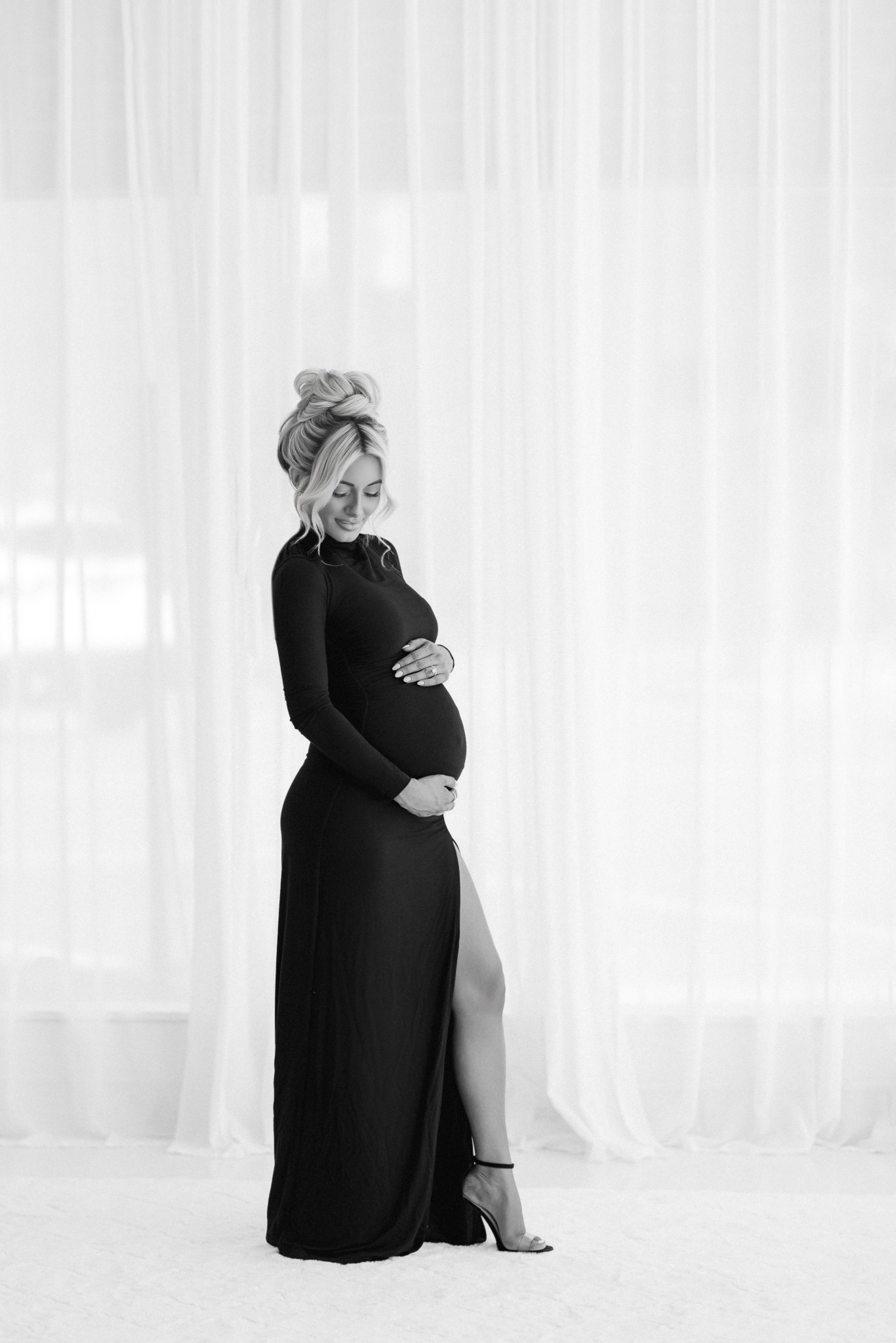 My maternity Dress !! 
I couldn’t decide between the off the shoulder look or the high neck, so I purchased the off the shoulder one, and was able to pull it up and pin it, to wear it both ways for pics :) so glad I did!! 

#LTKBump #LTKBeauty #LTKStyleTip
