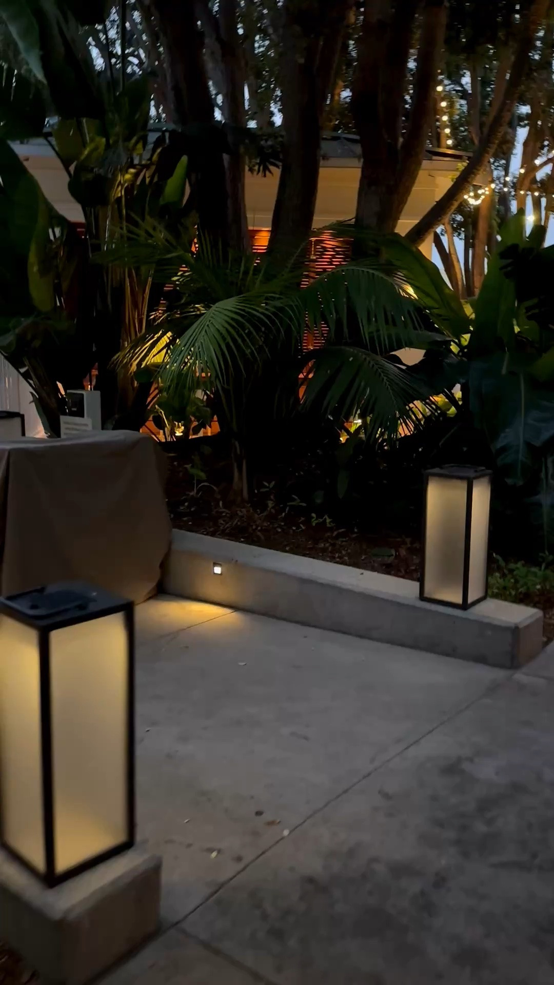 Summer nights in the garden just feel softer with a beautiful lantern glow.

A little warm light, a relaxed rattan lounge, and that quiet evening mood—simple, chic, and instantly cozy.

Everything is linked in my LTK.

#LTKhome #Lantern #OutdoorLantern #GardenLantern #RattanLounge #OutdoorLiving #PatioDecor #BackyardStyle #GardenStyle #CoastalChic #SummerNights #OutdoorLighting #4thofJulySale

#LTKdayinmylife #LTKHome #LTKSaleAlert