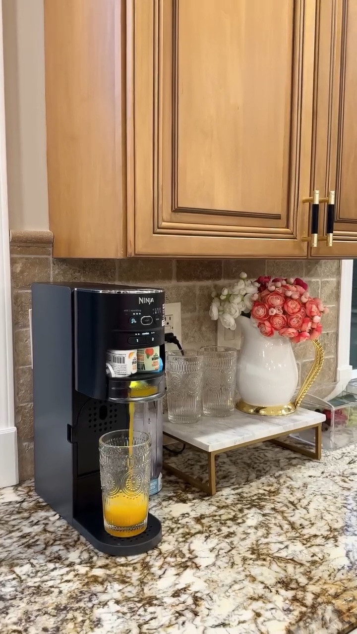 Setup a drink station at your next party with this soda machine that makes zero calories and zero sugar drinks🥂
@walmart 

#LTKGiftGuide #LTKHoliday #LTKHome