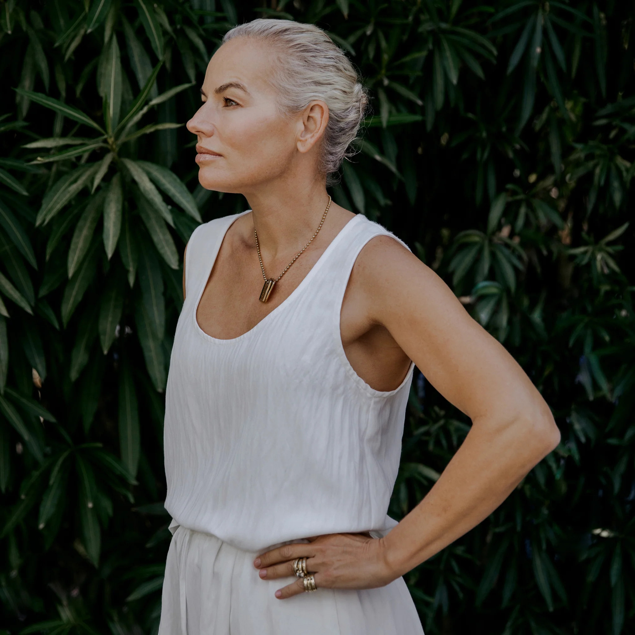 White Relaxed Vest | Albaray