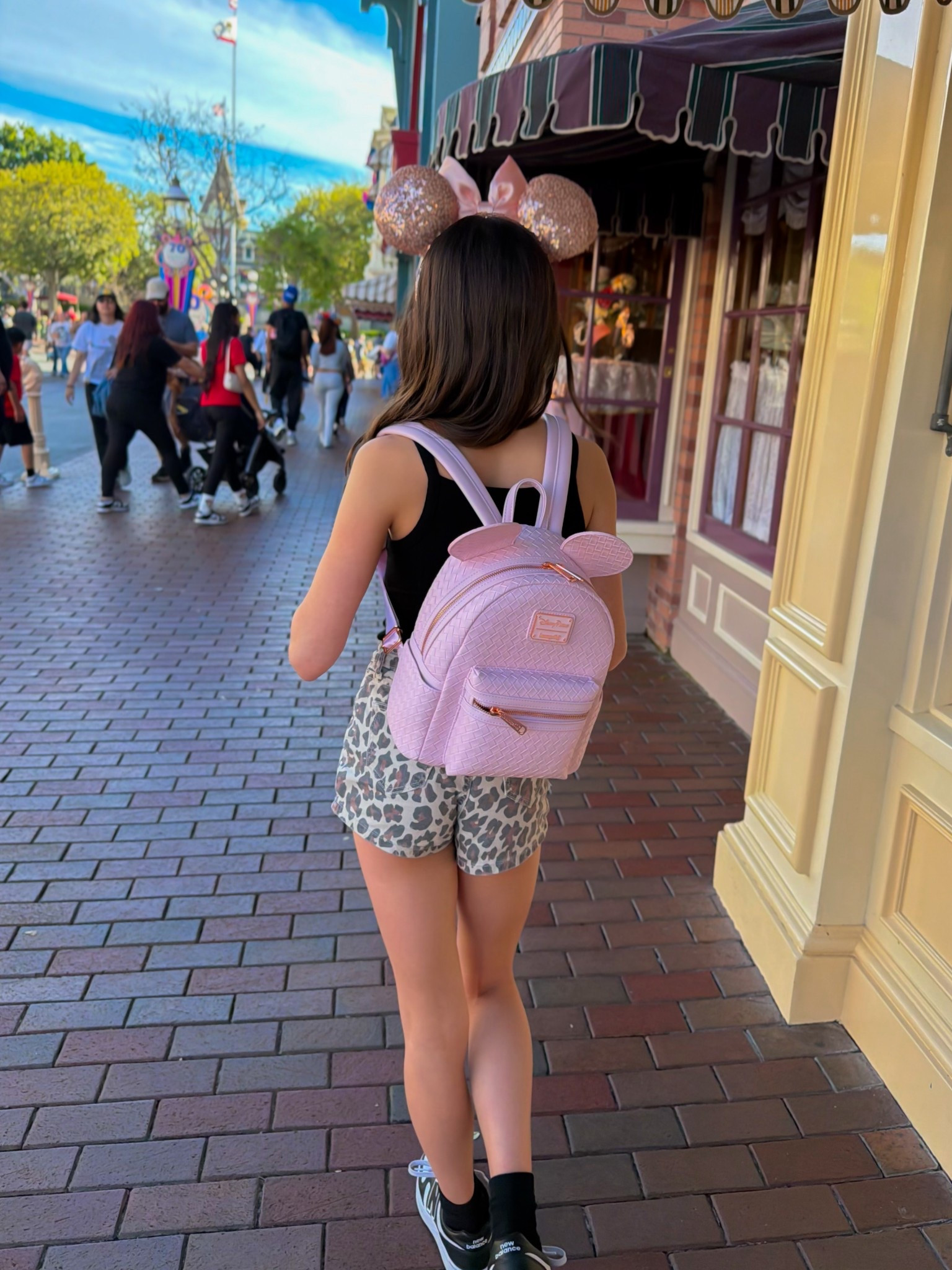 Girls ootd 🐆🩷

Leopard print, leopard print shorts, tennis shoes and Minnie Mouse ears. 

#LTKmomlife #LTKKids #LTKdayinmylife