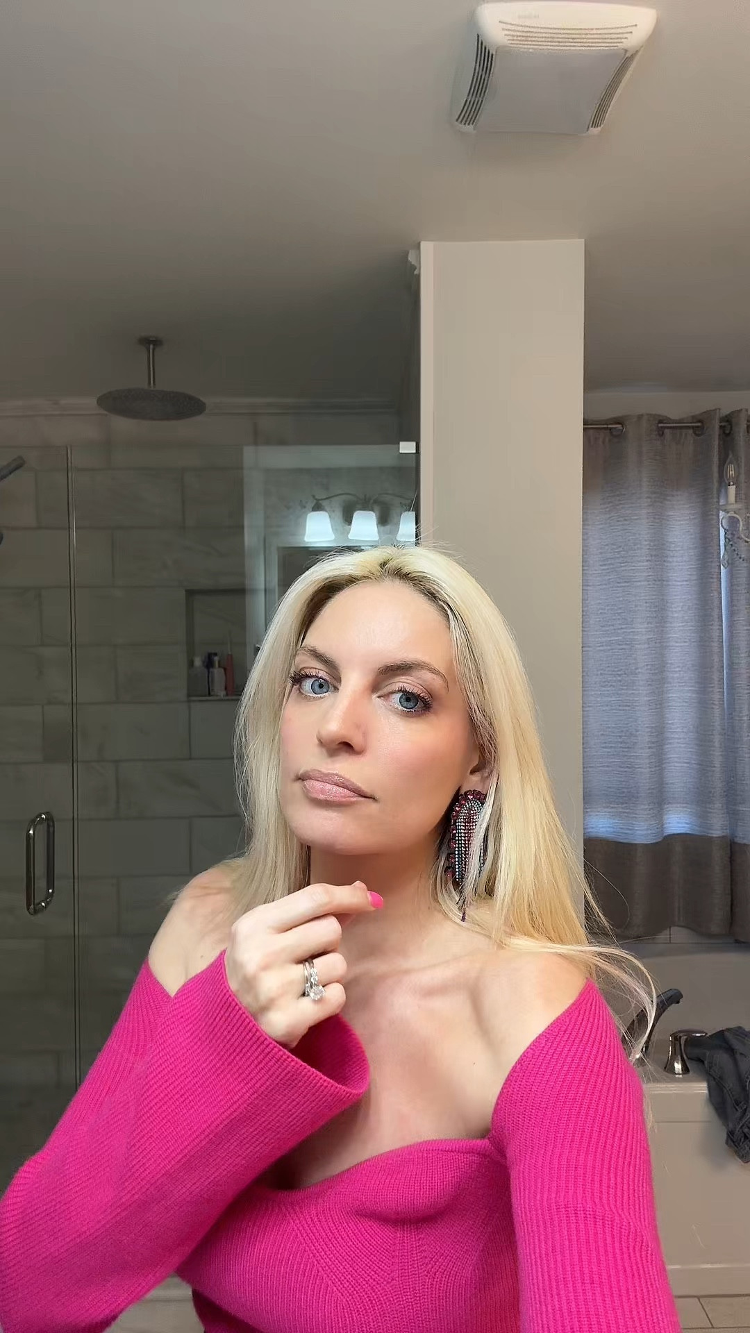  Valentines day makeup and outfit 

#LTKover40 #LTKbeauty