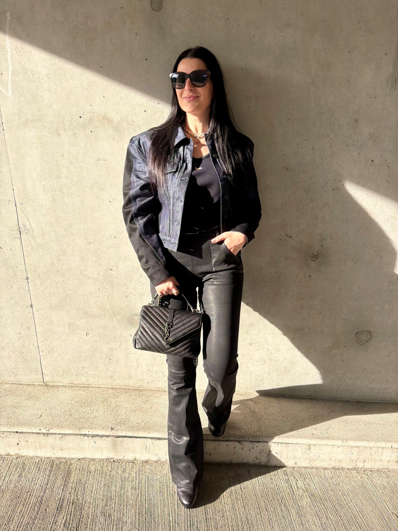 This outfit will be on repeat this fall. Nothing beats a combo of dark denim and leather, it’s so effortlessly edgy. 

#LTKStyleTip #LTKGiftGuide #LTKShoeCrush