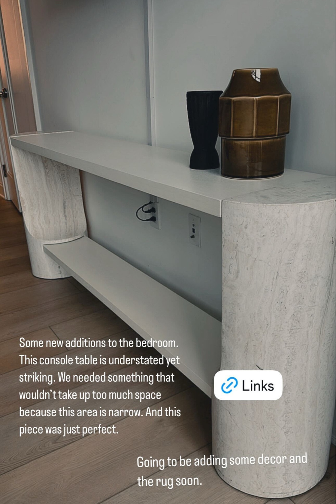 Console table 
#bedroom #decor