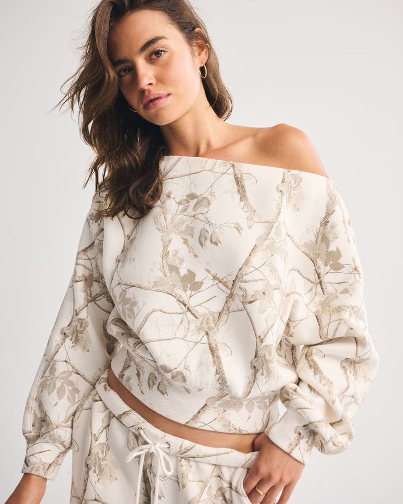 Women's Sunday Slash Top | Women's Tops | Abercrombie.com | Abercrombie & Fitch (US)