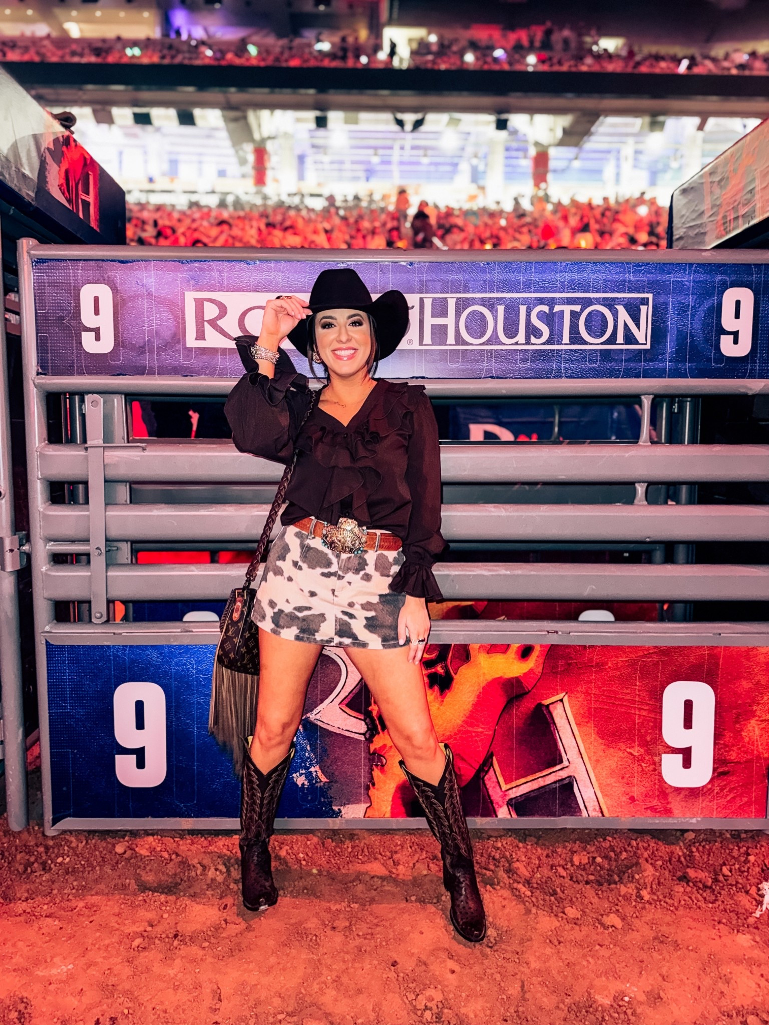 Top from Amazon in a medium 

#LTKTravel #LTKgrwm #LTKFestival