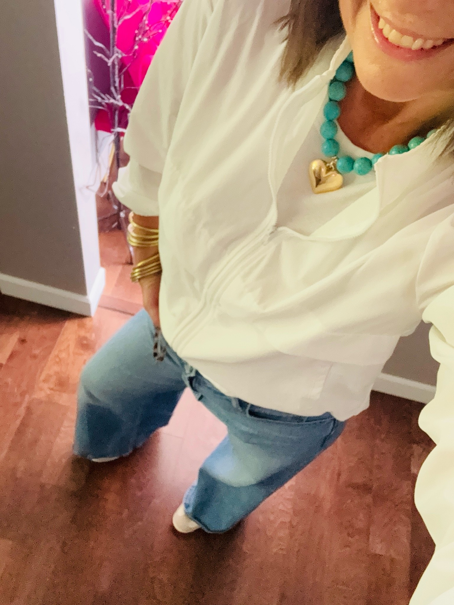 The perfect windbreaker with baggy wide leg jeans and a statement necklace!!

#LTKgrwm #LTKootd #LTKOver40