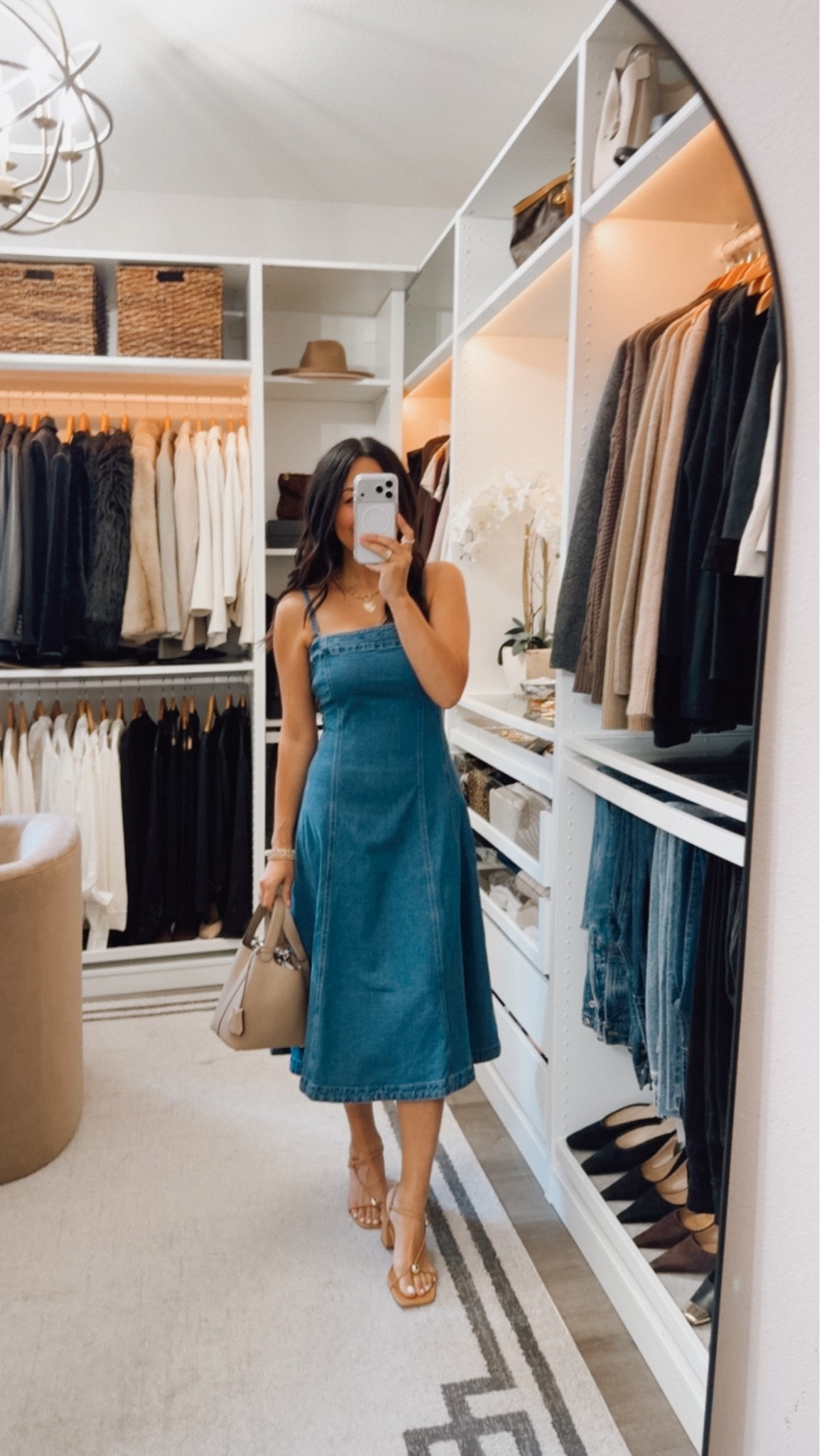 Denim dress 40% off! Fits TTS⭐️

#LTKootd #LTKOver40 #LTKSaleAlert