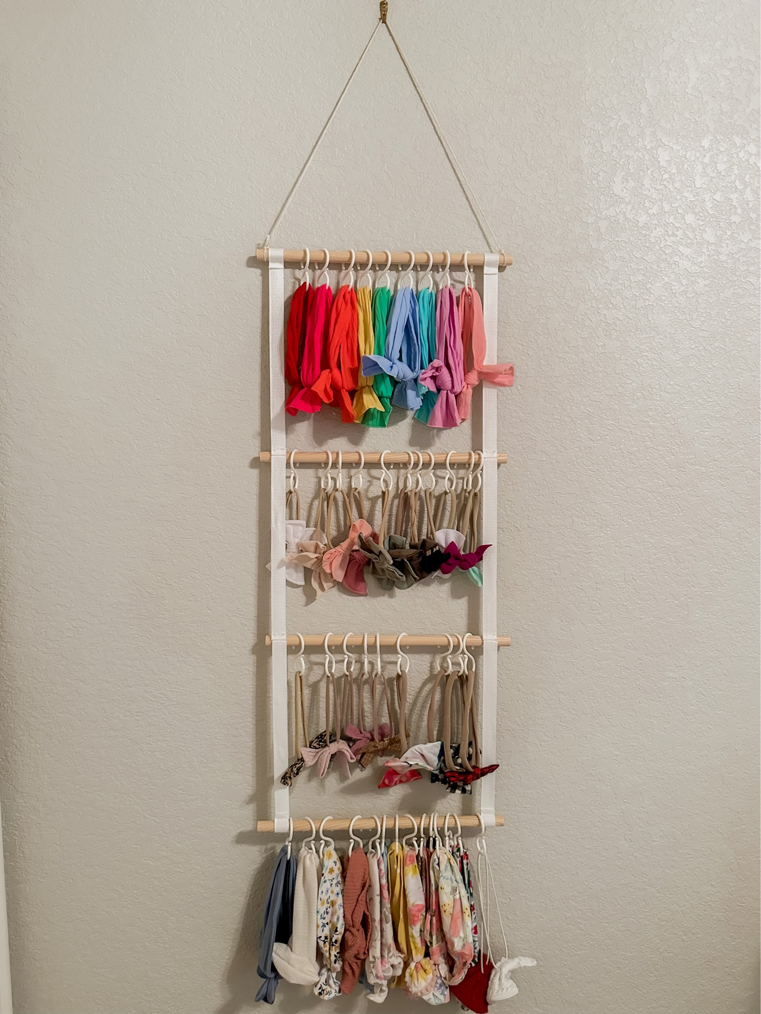 No shortage of bows here! Obsessed with my Amazon bow organizer and it was under $12!!!

Baby girl, baby, nursery, bows, organizer, bow organizer, headbands, decor

#LTKbaby #LTKkids #LTKhome